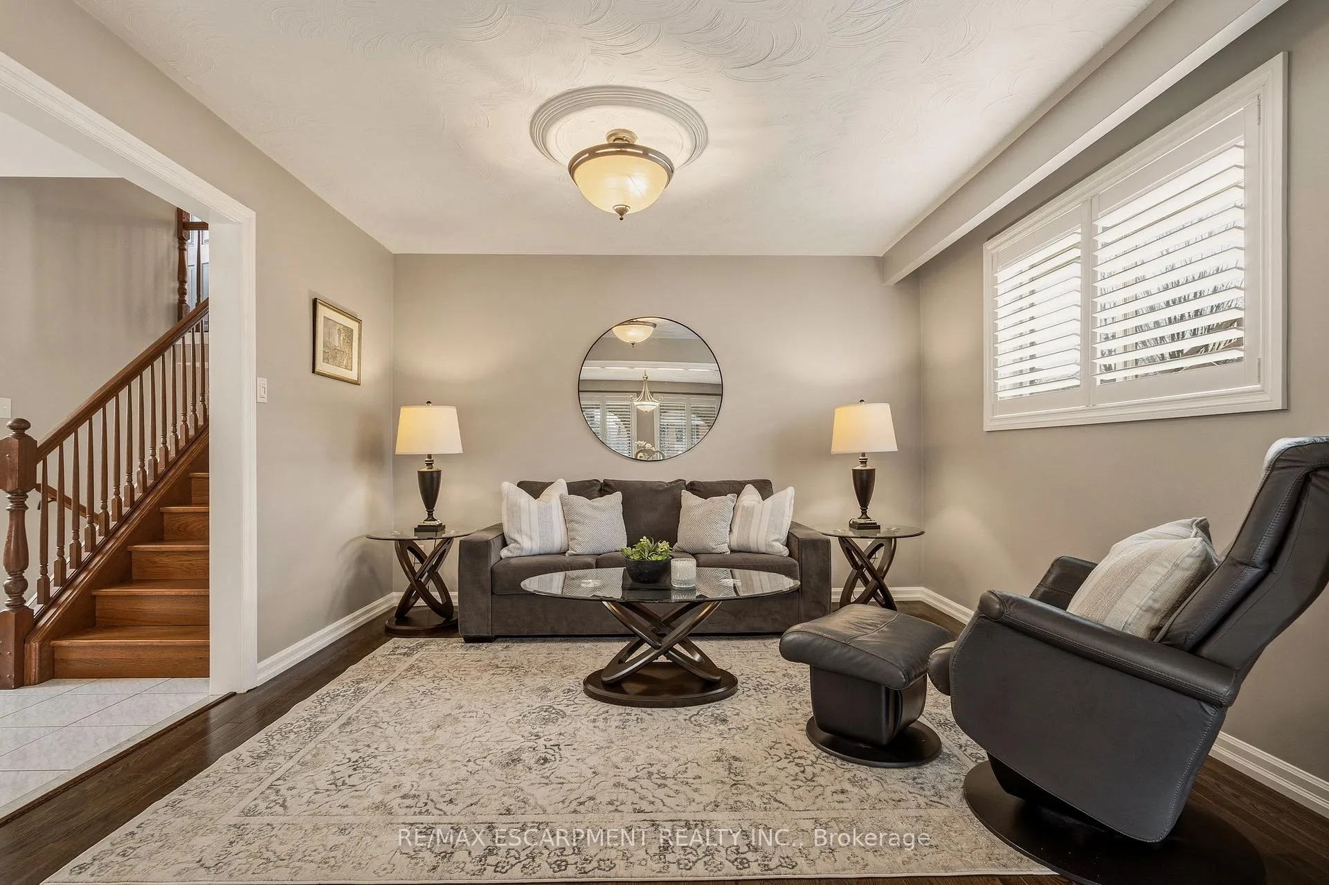 Photo 8 of 263 Guildwood Drive, Hamilton, Gurnett — HOMEH