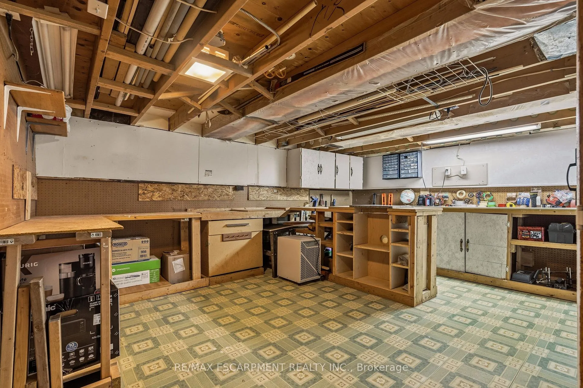 Photo 40 of 263 Guildwood Drive, Hamilton, Gurnett — HOMEH