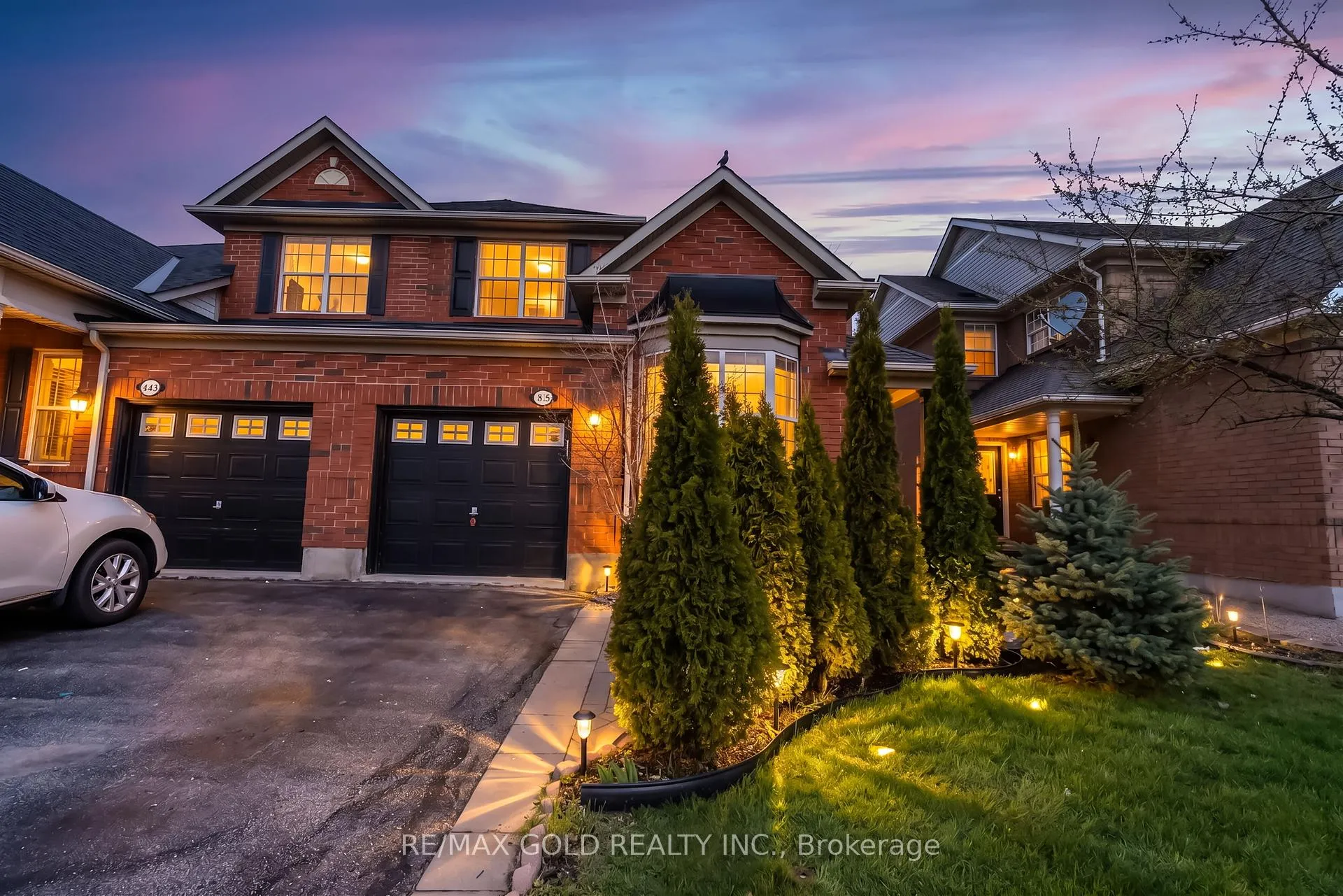 Photo 2 of 1645 Gowling Terrace, Milton, Clarke — HOMEH