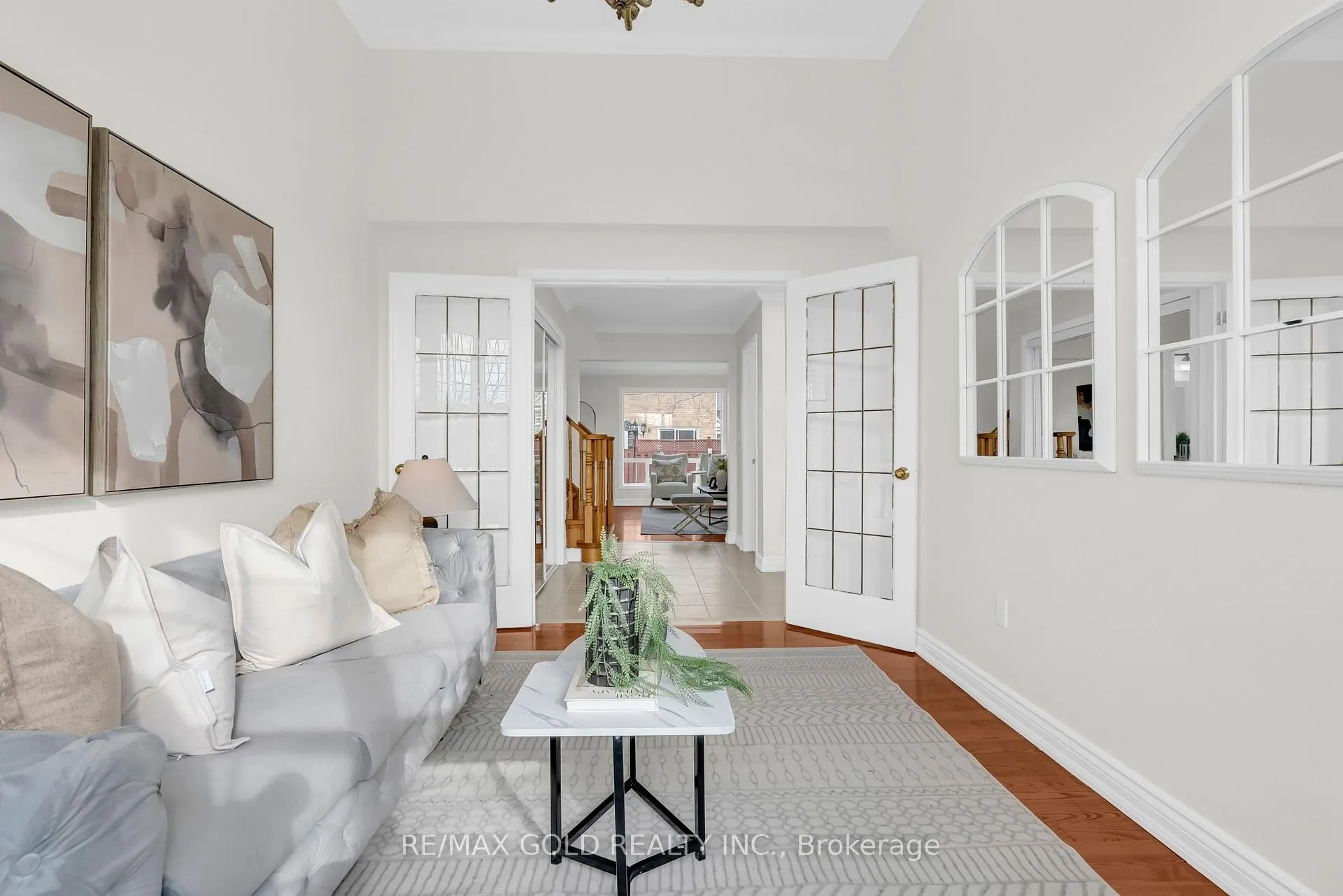 Photo 9 of 1645 Gowling Terrace, Milton, Clarke — HOMEH