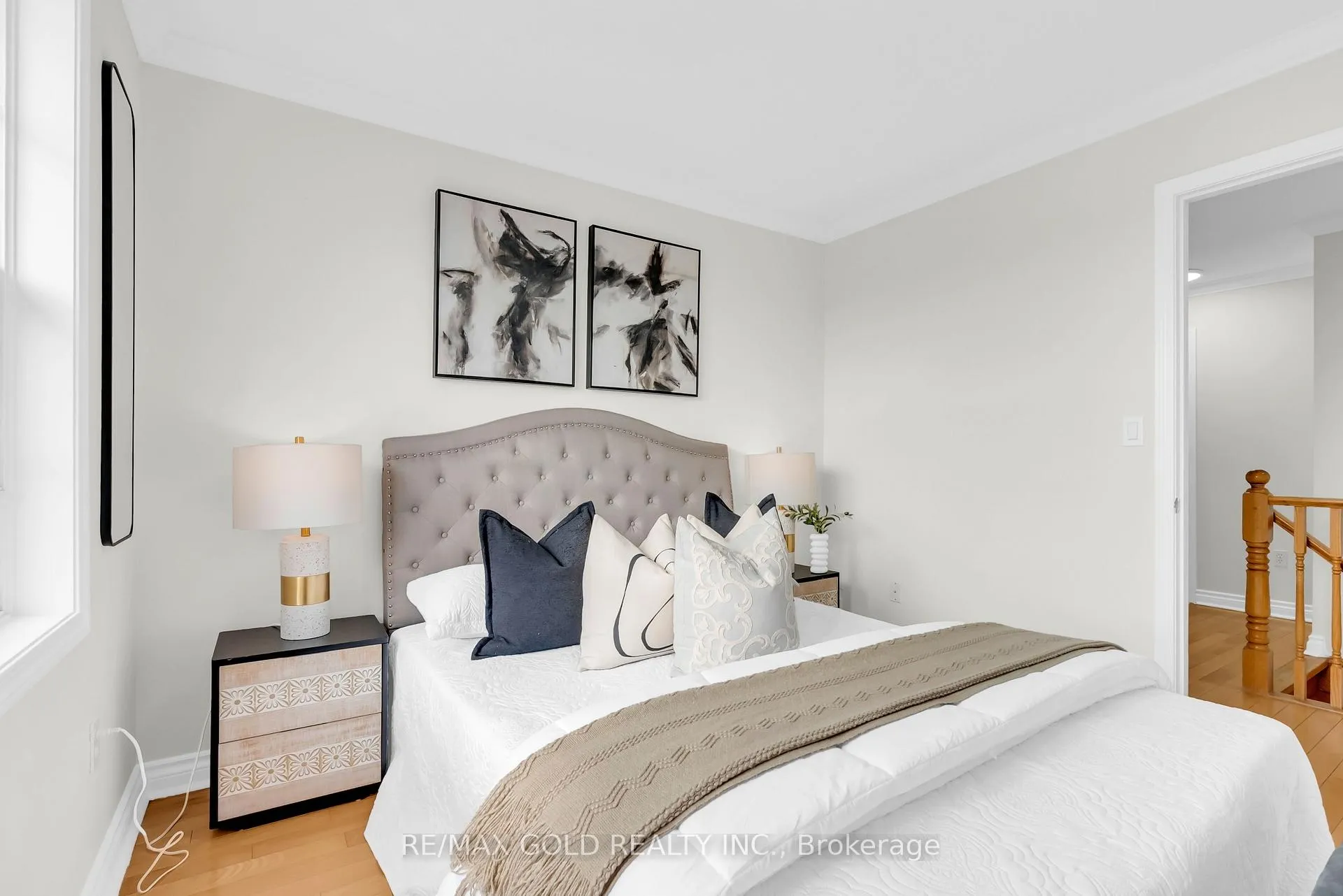 Photo 29 of 1645 Gowling Terrace, Milton, Clarke — HOMEH