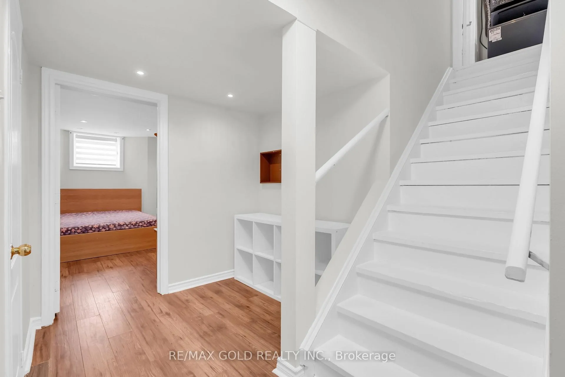 Photo 34 of 1645 Gowling Terrace, Milton, Clarke — HOMEH