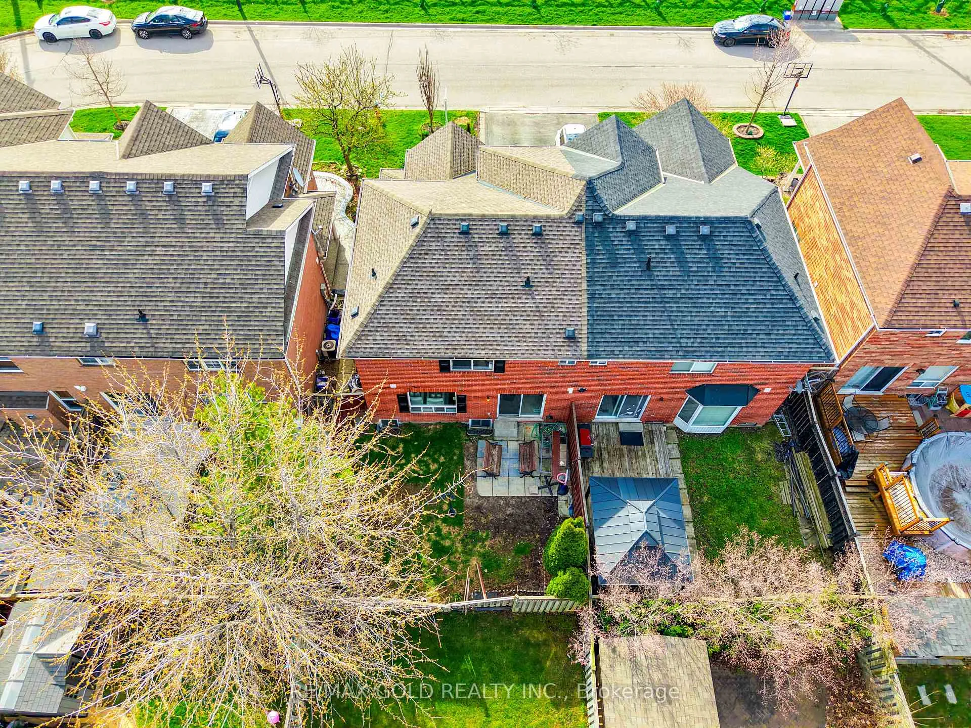 Photo 45 of 1645 Gowling Terrace, Milton, Clarke — HOMEH