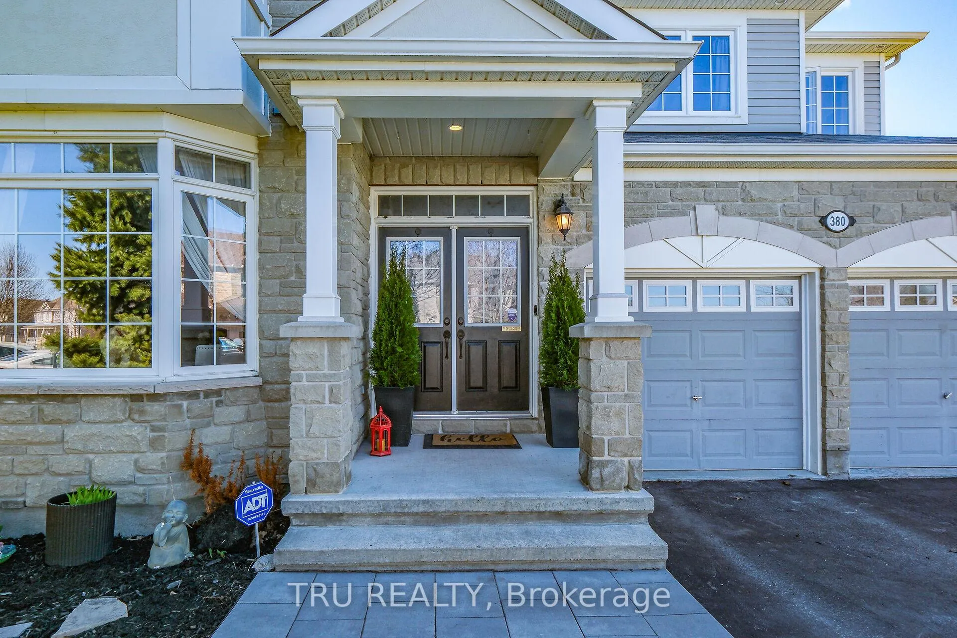Photo 3 of 380 Blackleaf Drive, Ottawa, Barrhaven - Stonebridge — HOMEH