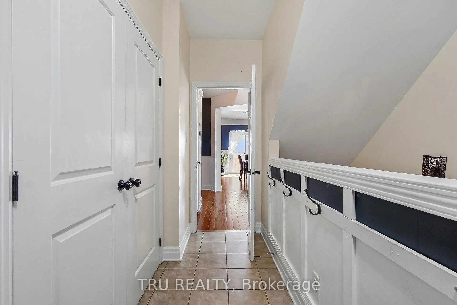 Photo 21 of 380 Blackleaf Drive, Ottawa, Barrhaven - Stonebridge — HOMEH