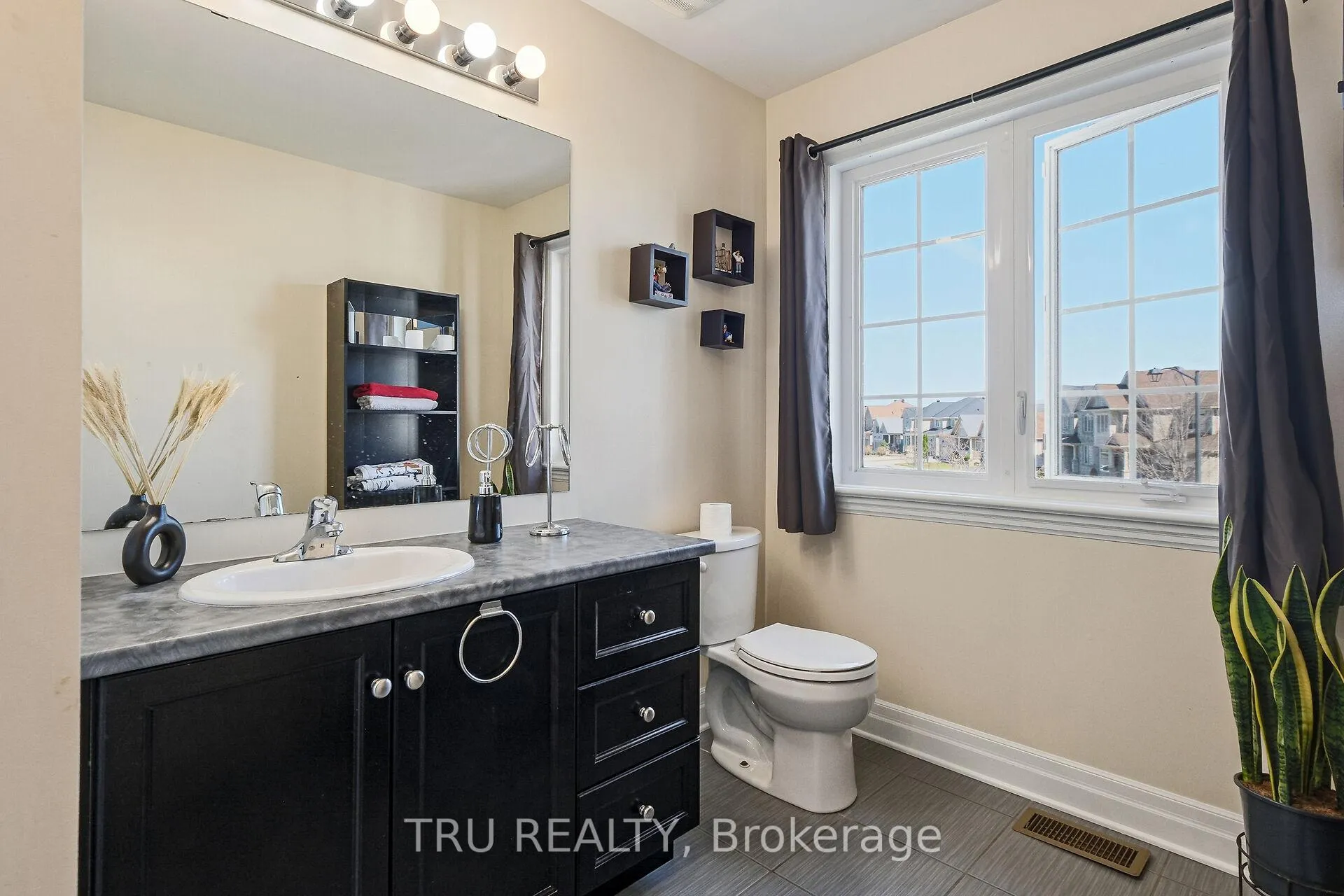 Photo 31 of 380 Blackleaf Drive, Ottawa, Barrhaven - Stonebridge — HOMEH