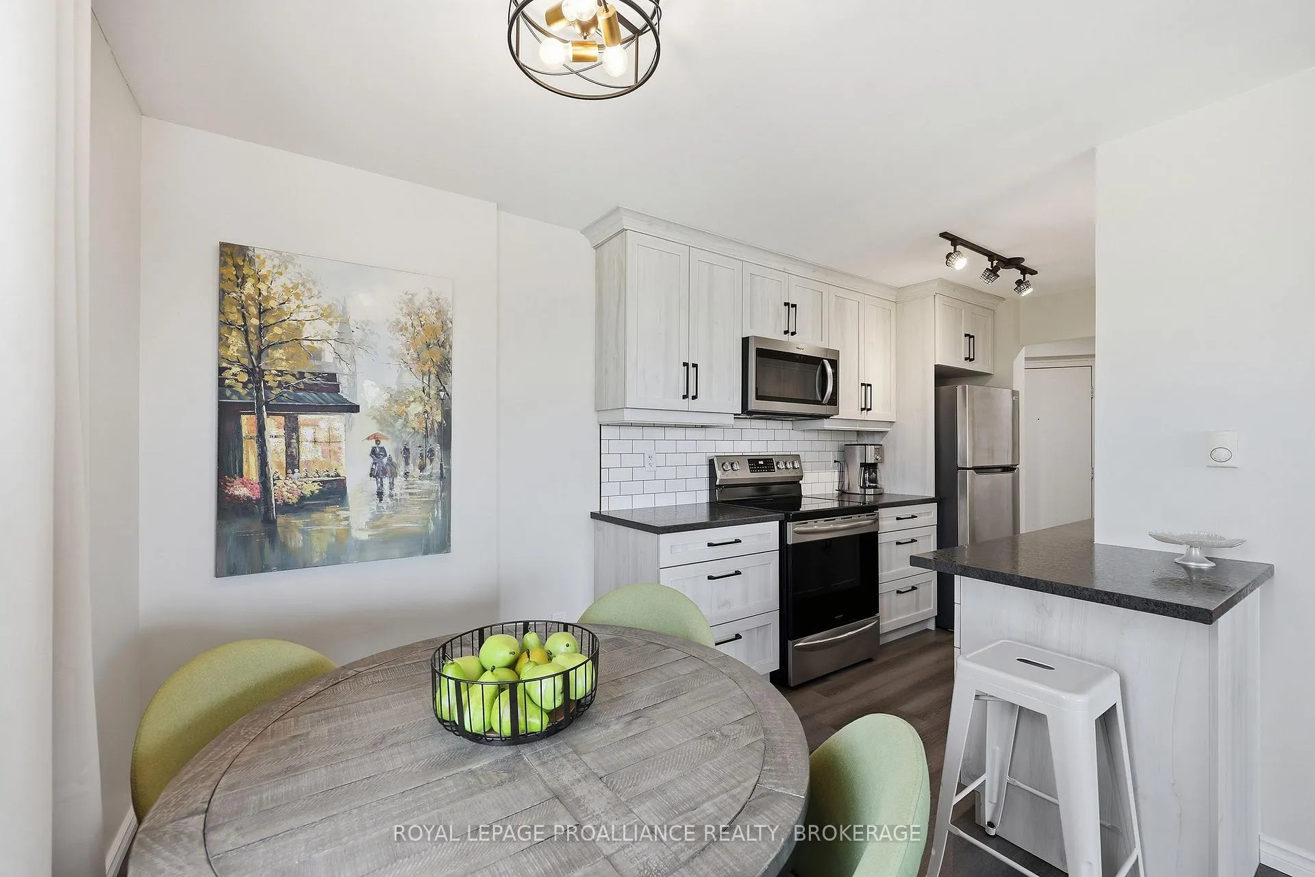 Photo 20 of Unit 214, 358 Queen Mary Road, Kingston, West of Sir John A. Blvd — HOMEH