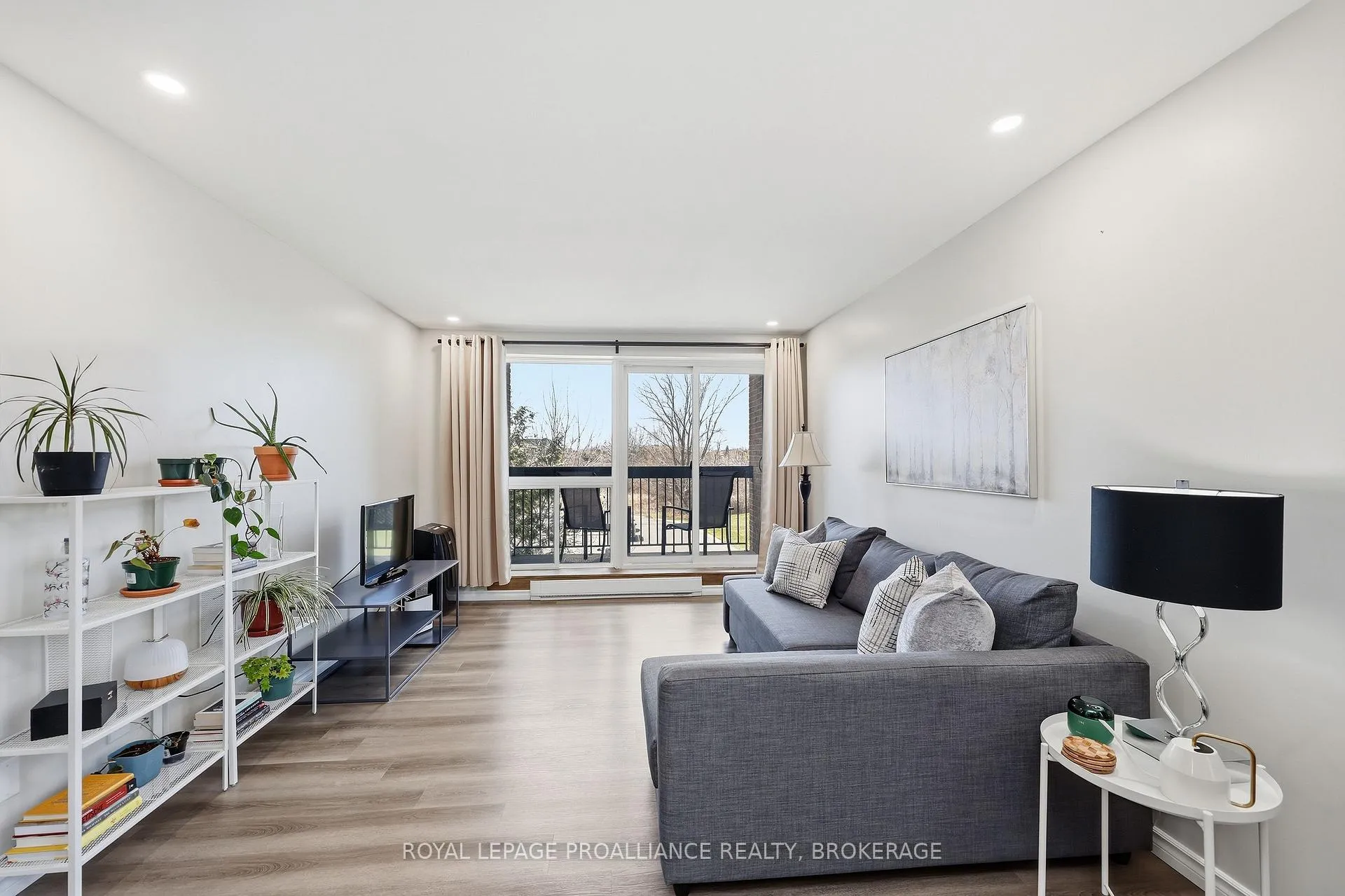Photo 21 of Unit 214, 358 Queen Mary Road, Kingston, West of Sir John A. Blvd — HOMEH