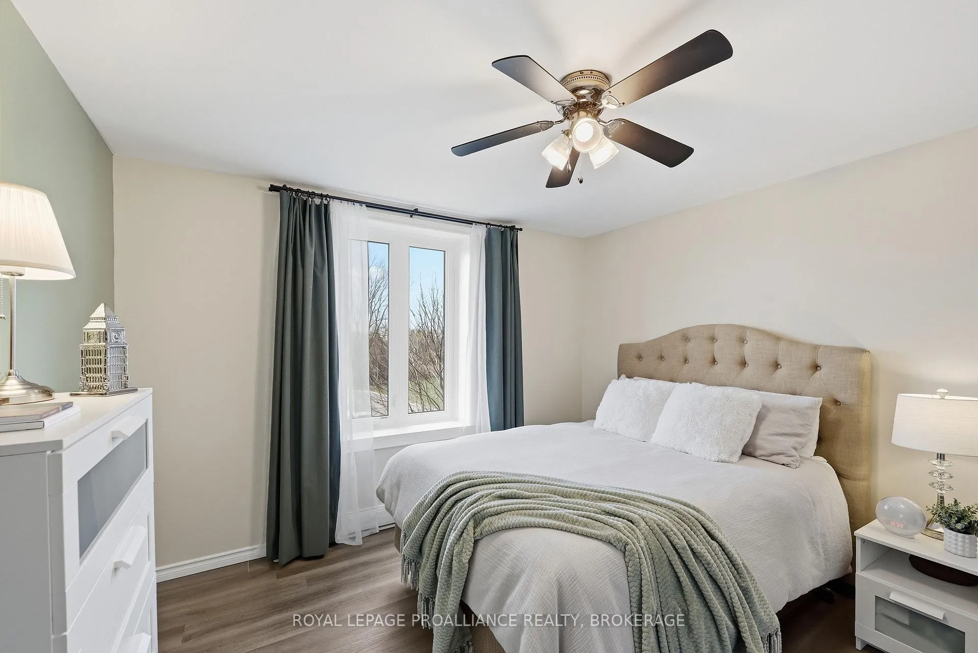 Photo 29 of Unit 214, 358 Queen Mary Road, Kingston, West of Sir John A. Blvd — HOMEH