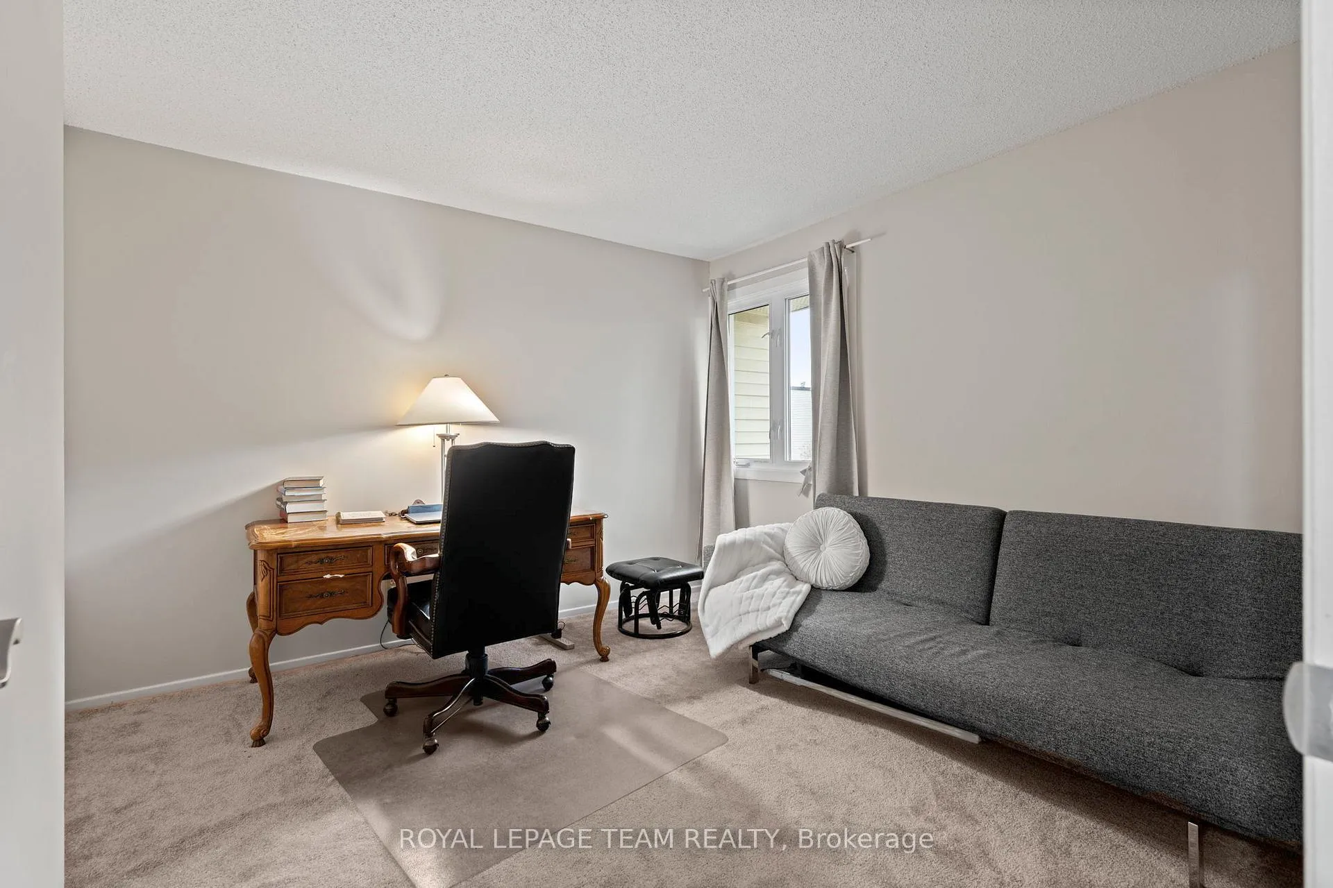 Photo 16 of 90 Haxby Private, Ottawa, Hunt Club Park/Greenboro — HOMEH