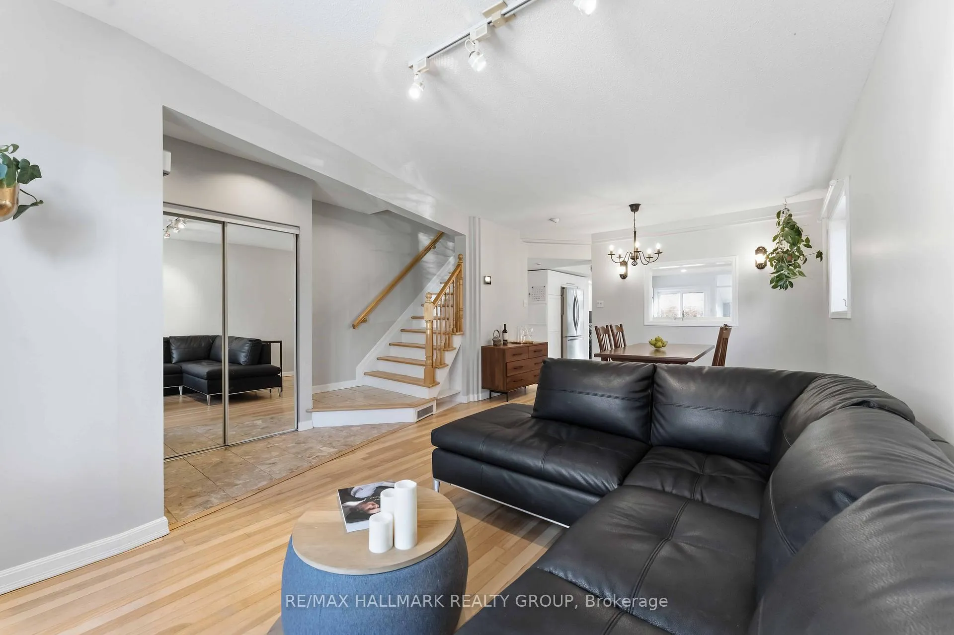 Photo 6 of 57 Rosemere Avenue, Ottawa, Ottawa East — HOMEH