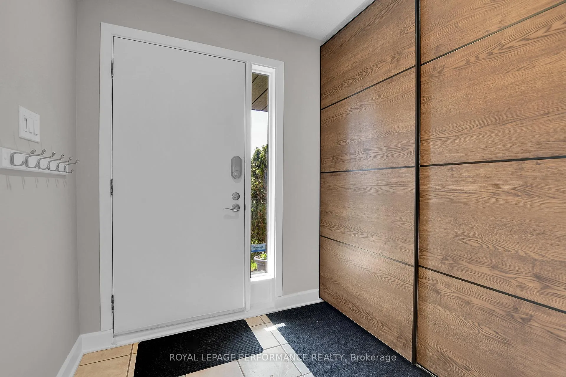 Photo 4 of Unit 25, 890 Cahill Drive W, Ottawa, Hunt Club — HOMEH