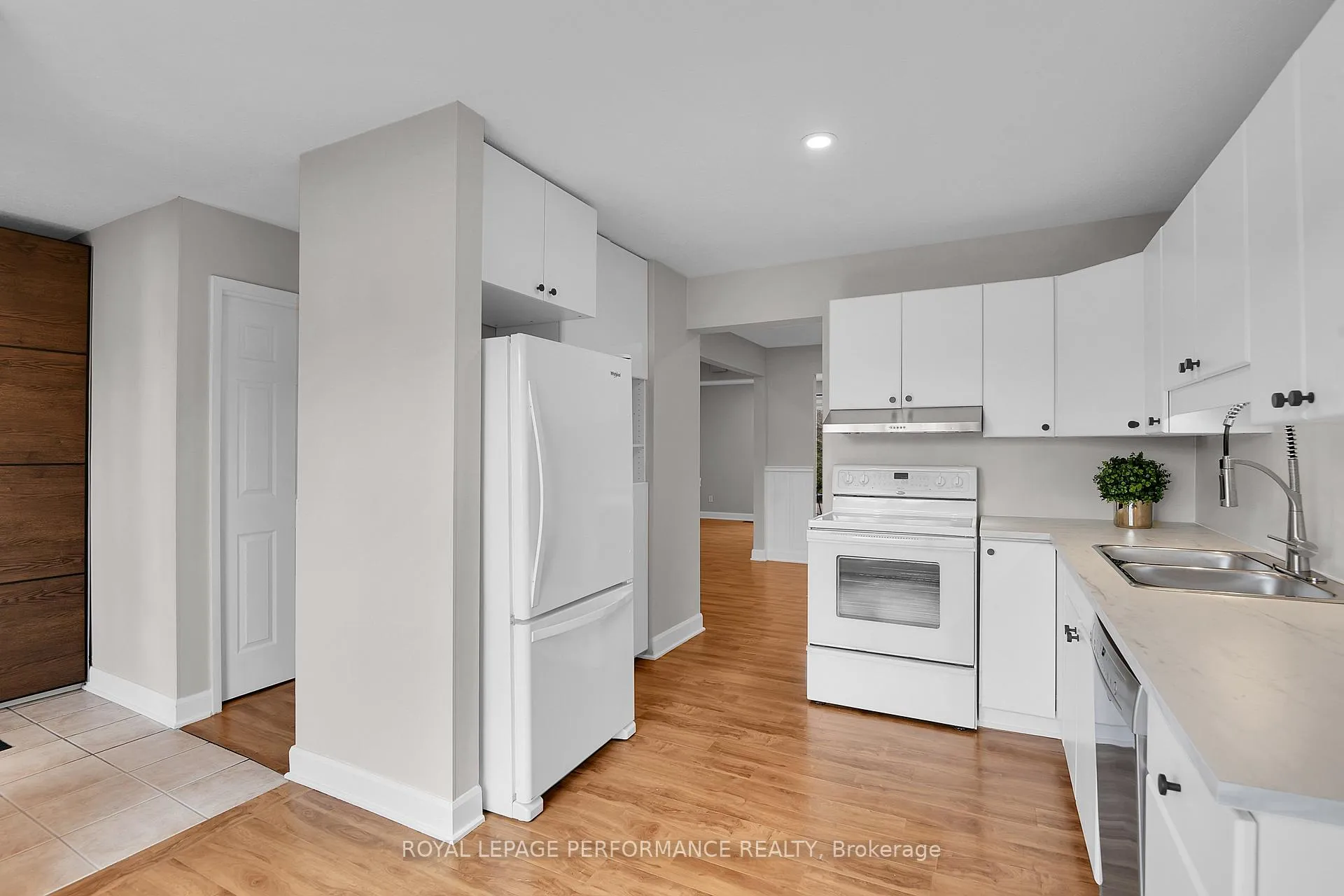 Photo 15 of Unit 25, 890 Cahill Drive W, Ottawa, Hunt Club — HOMEH