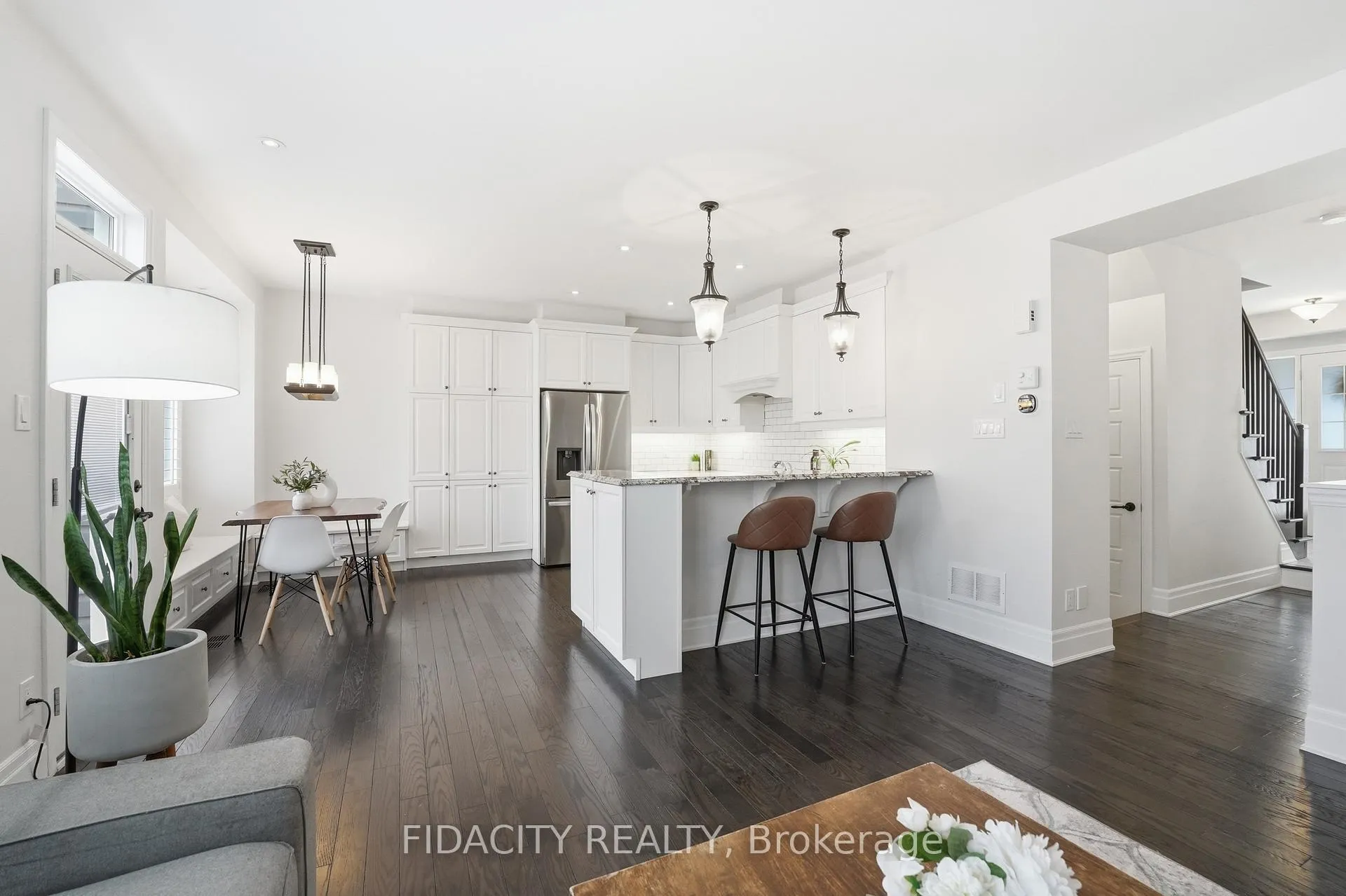 Photo 8 of 374 Gallantry Way, Ottawa, Stittsville (North) — HOMEH