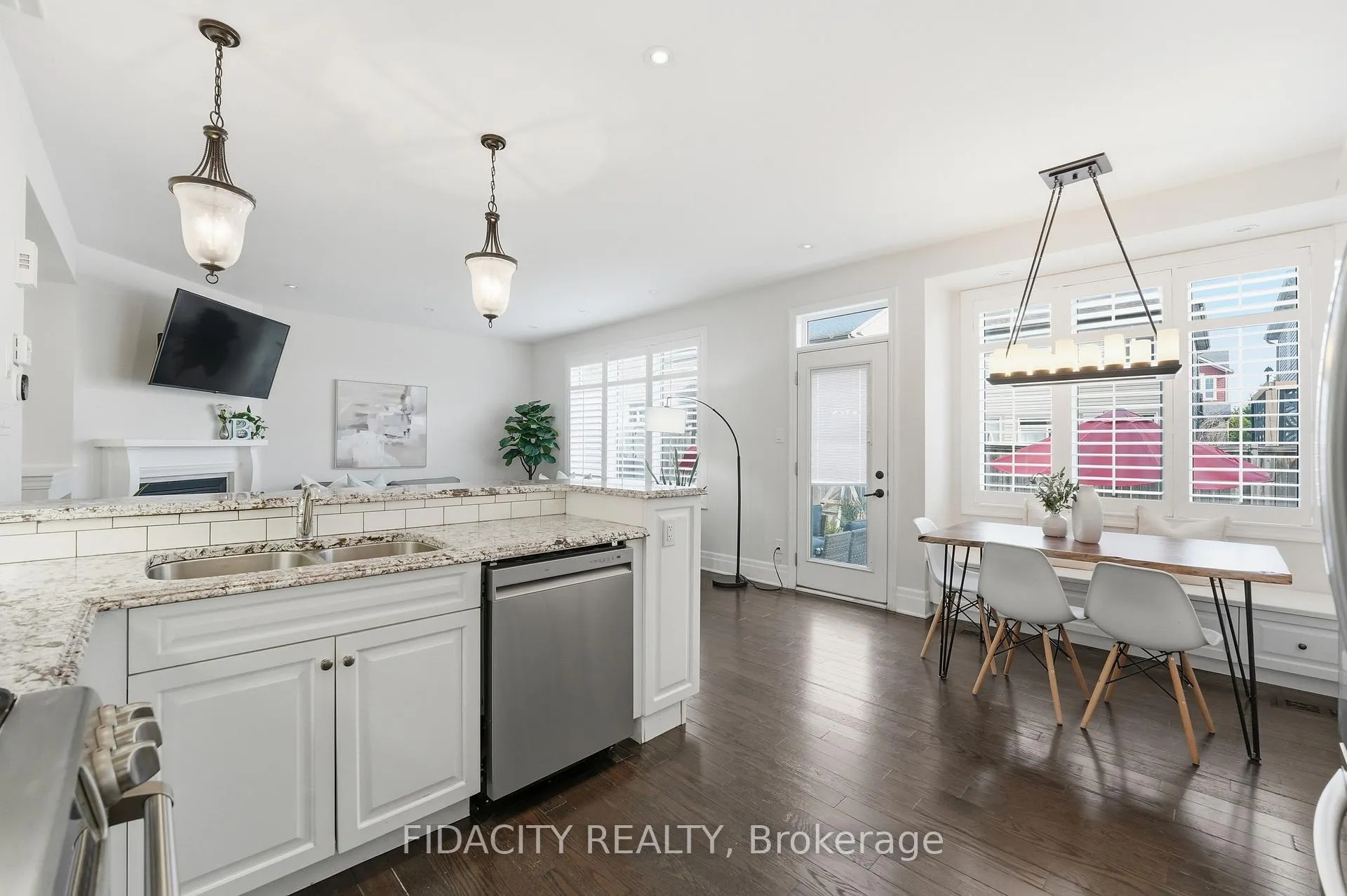 Photo 16 of 374 Gallantry Way, Ottawa, Stittsville (North) — HOMEH