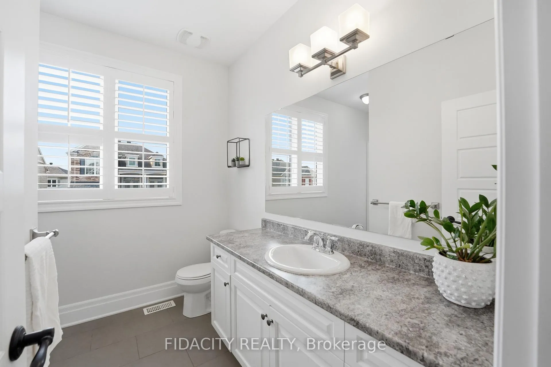 Photo 28 of 374 Gallantry Way, Ottawa, Stittsville (North) — HOMEH