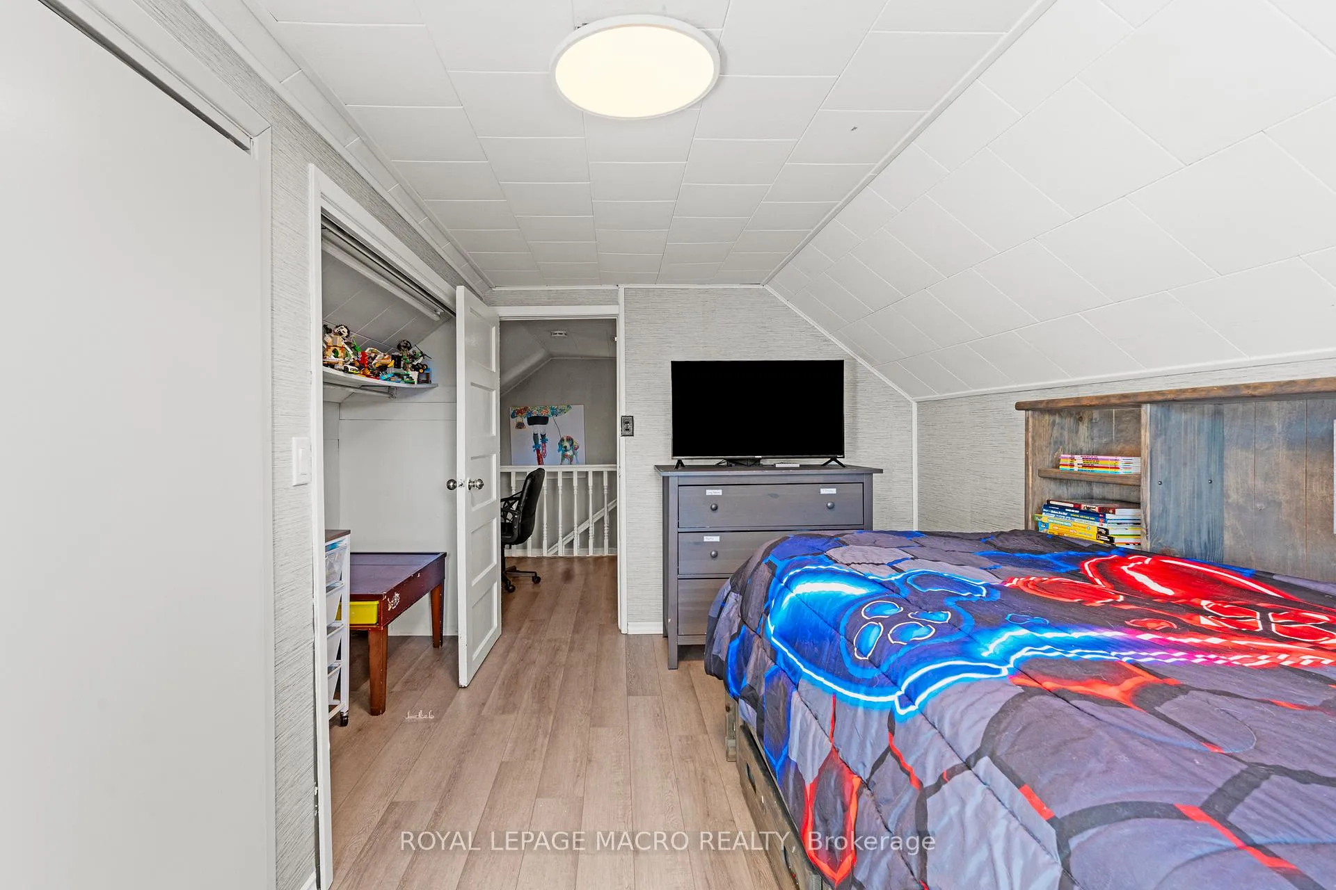 Photo 24 of 205 Mitchell Street, Port Colborne, East Village — HOMEH
