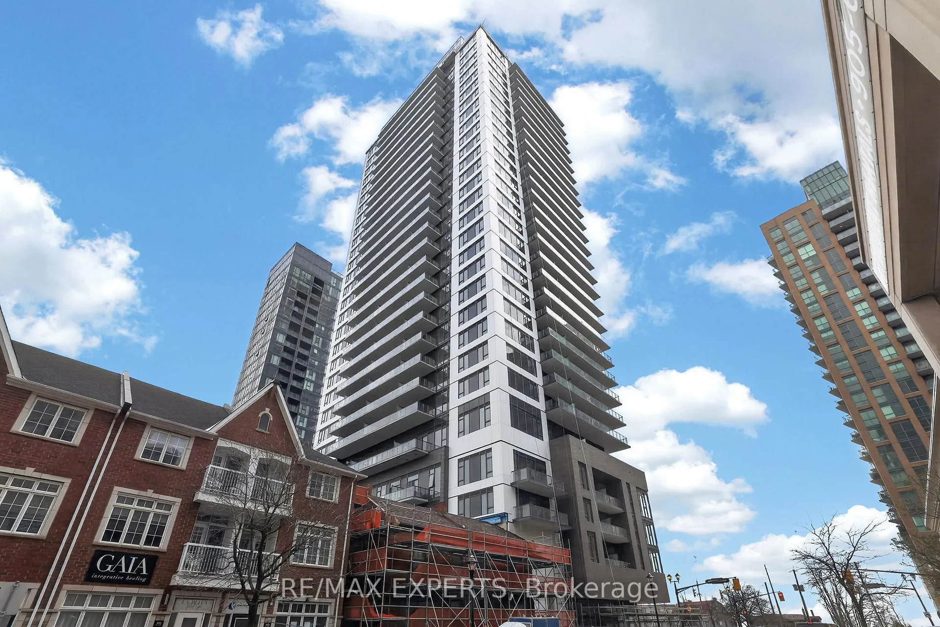 Photo 3 of Unit 601, 2075 Lakeshore Road, Burlington, Brant — HOMEH