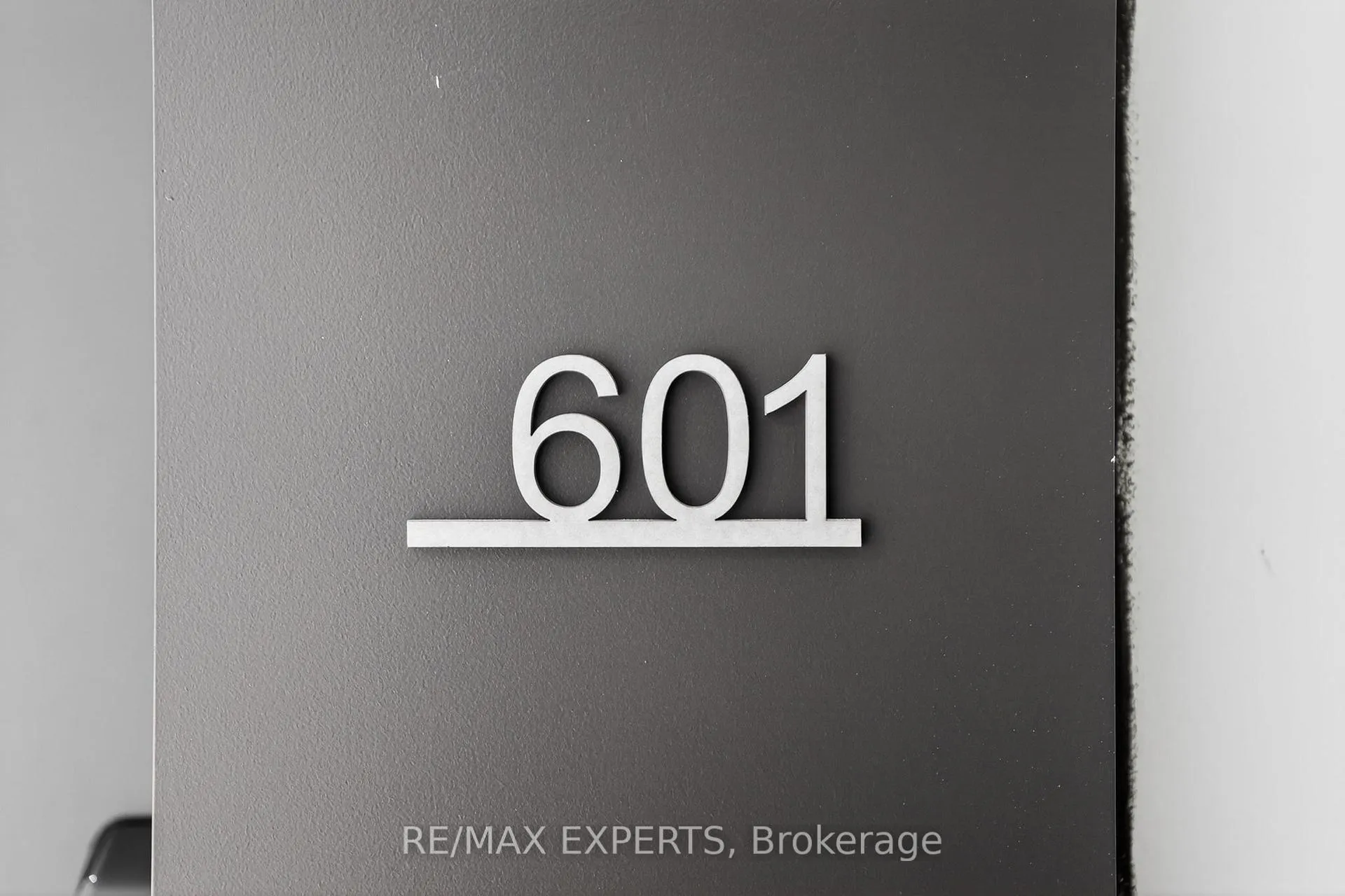 Photo 5 of Unit 601, 2075 Lakeshore Road, Burlington, Brant — HOMEH