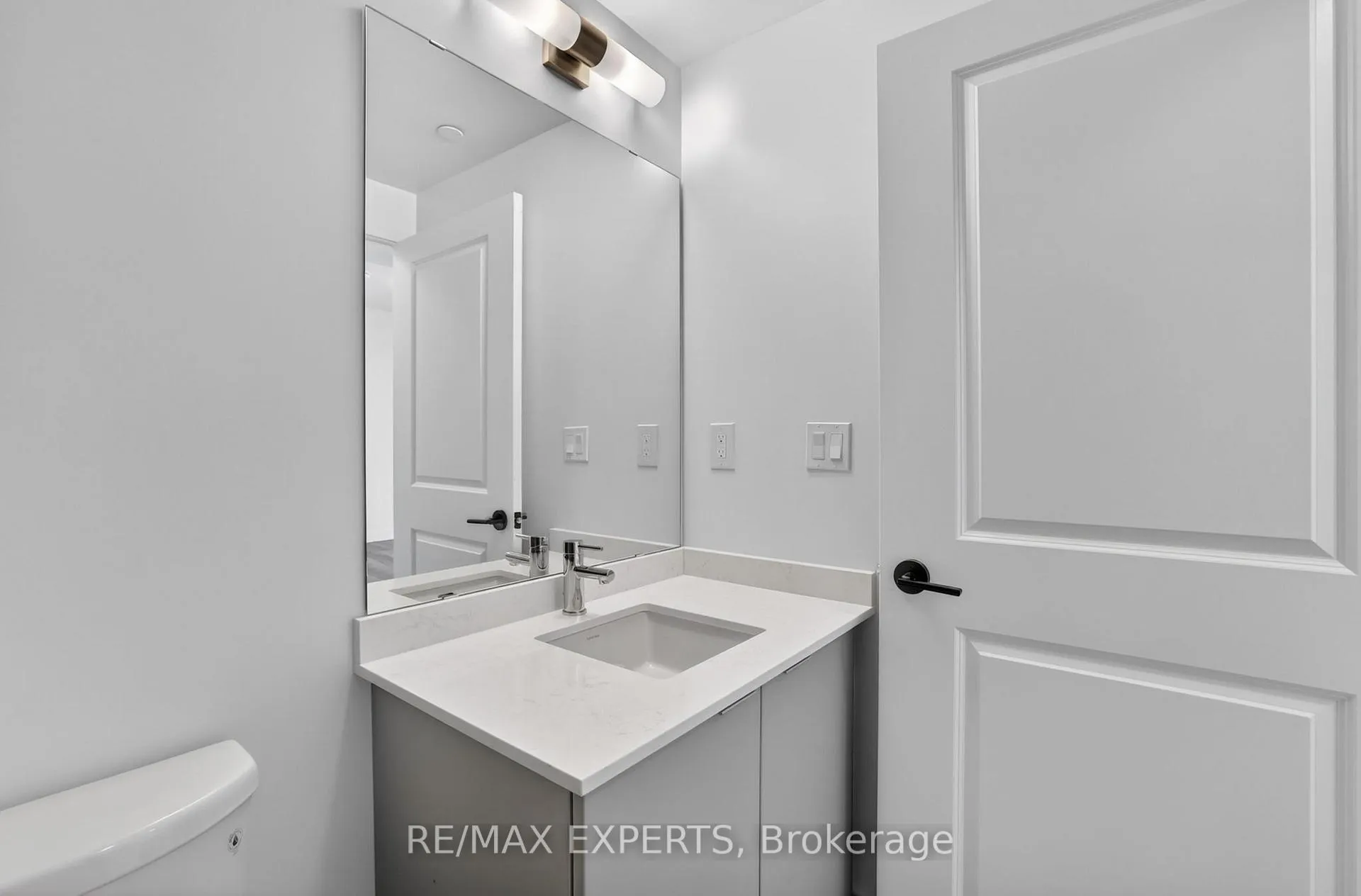 Photo 28 of Unit 601, 2075 Lakeshore Road, Burlington, Brant — HOMEH