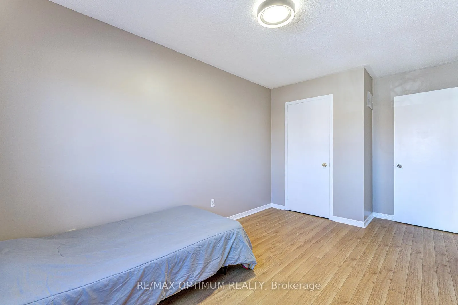 Photo 25 of 53 Dutch Crescent, Brampton, Fletcher's Creek South — HOMEH