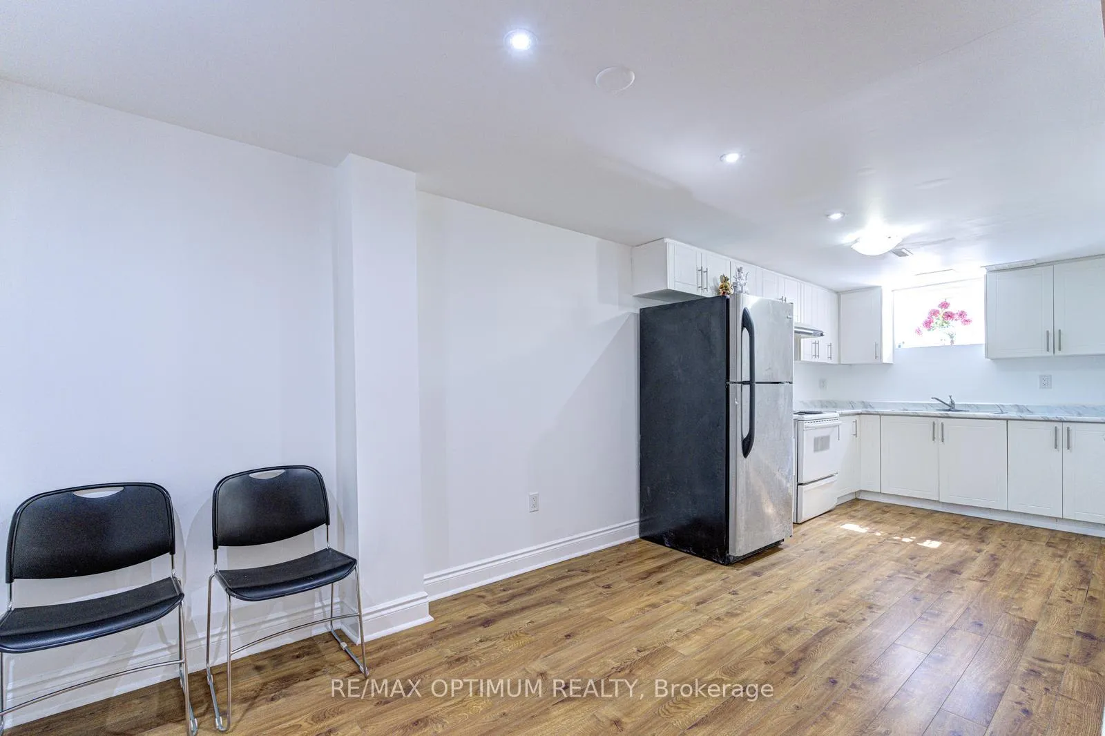 Photo 30 of 53 Dutch Crescent, Brampton, Fletcher's Creek South — HOMEH