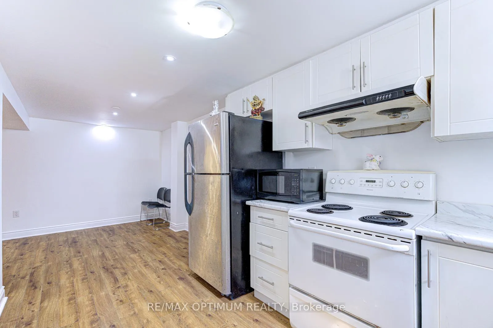 Photo 32 of 53 Dutch Crescent, Brampton, Fletcher's Creek South — HOMEH
