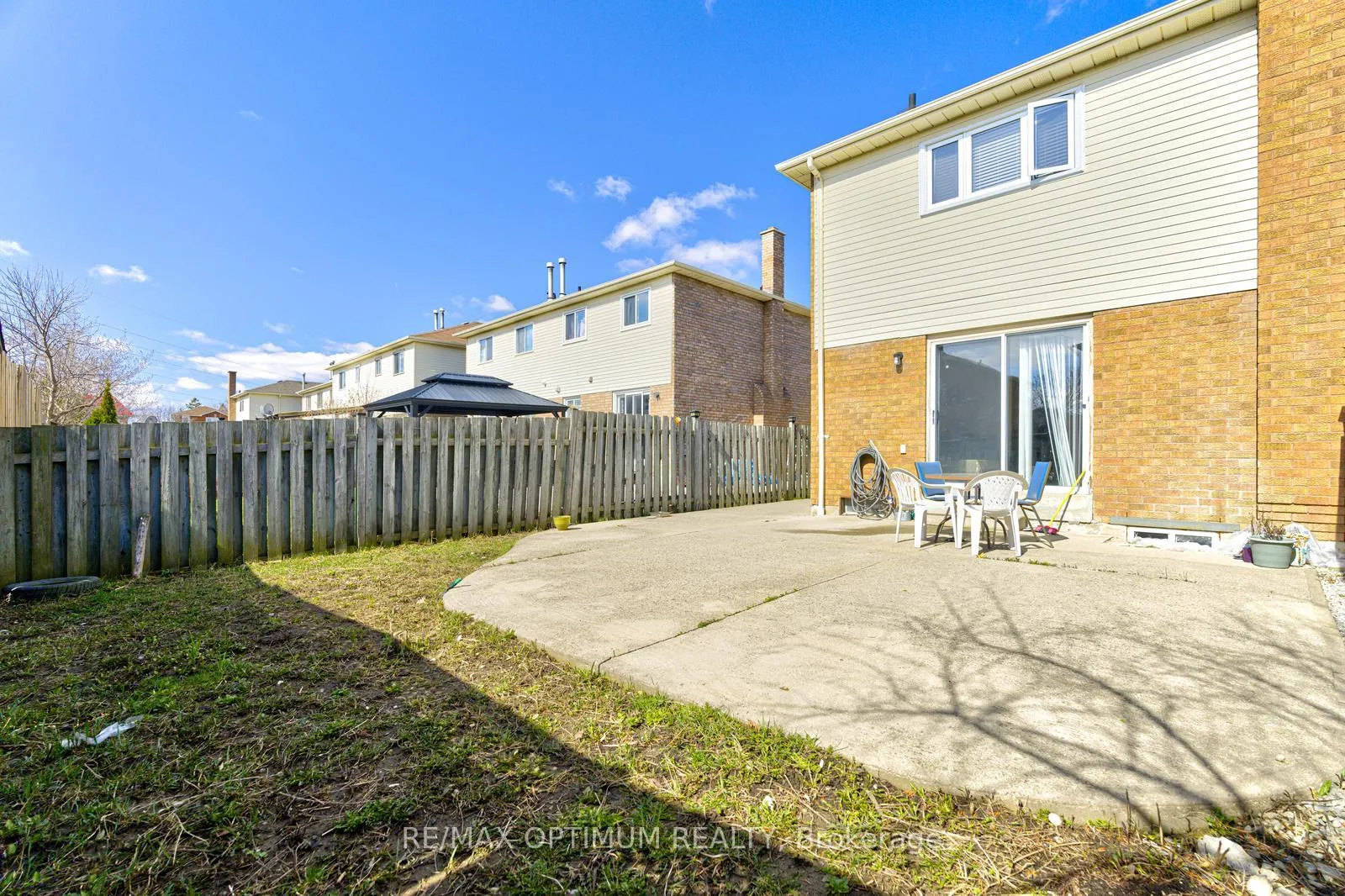 Photo 35 of 53 Dutch Crescent, Brampton, Fletcher's Creek South — HOMEH