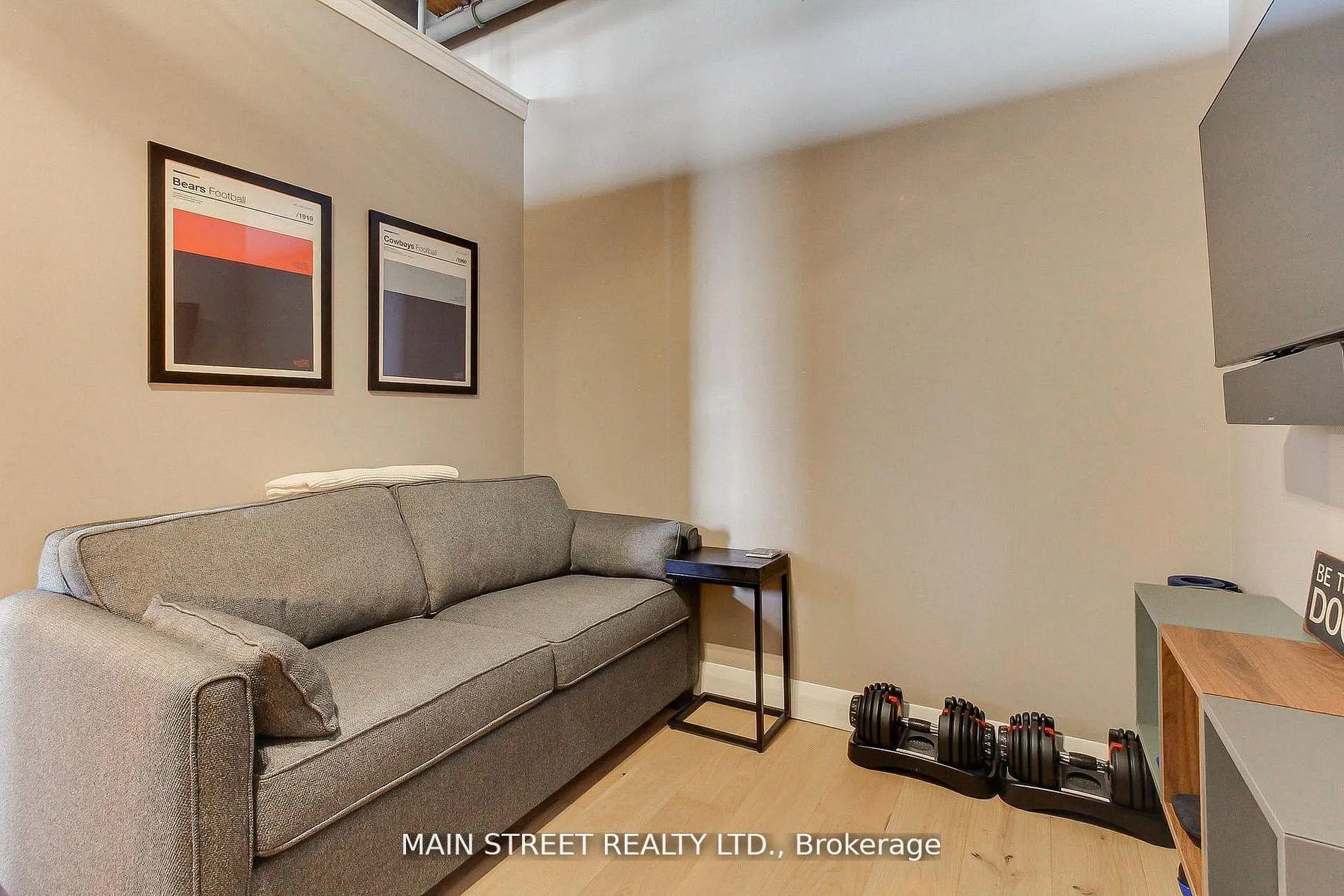 Photo 32 of Unit 310, 543 Timothy Street W, Newmarket, Central Newmarket — HOMEH