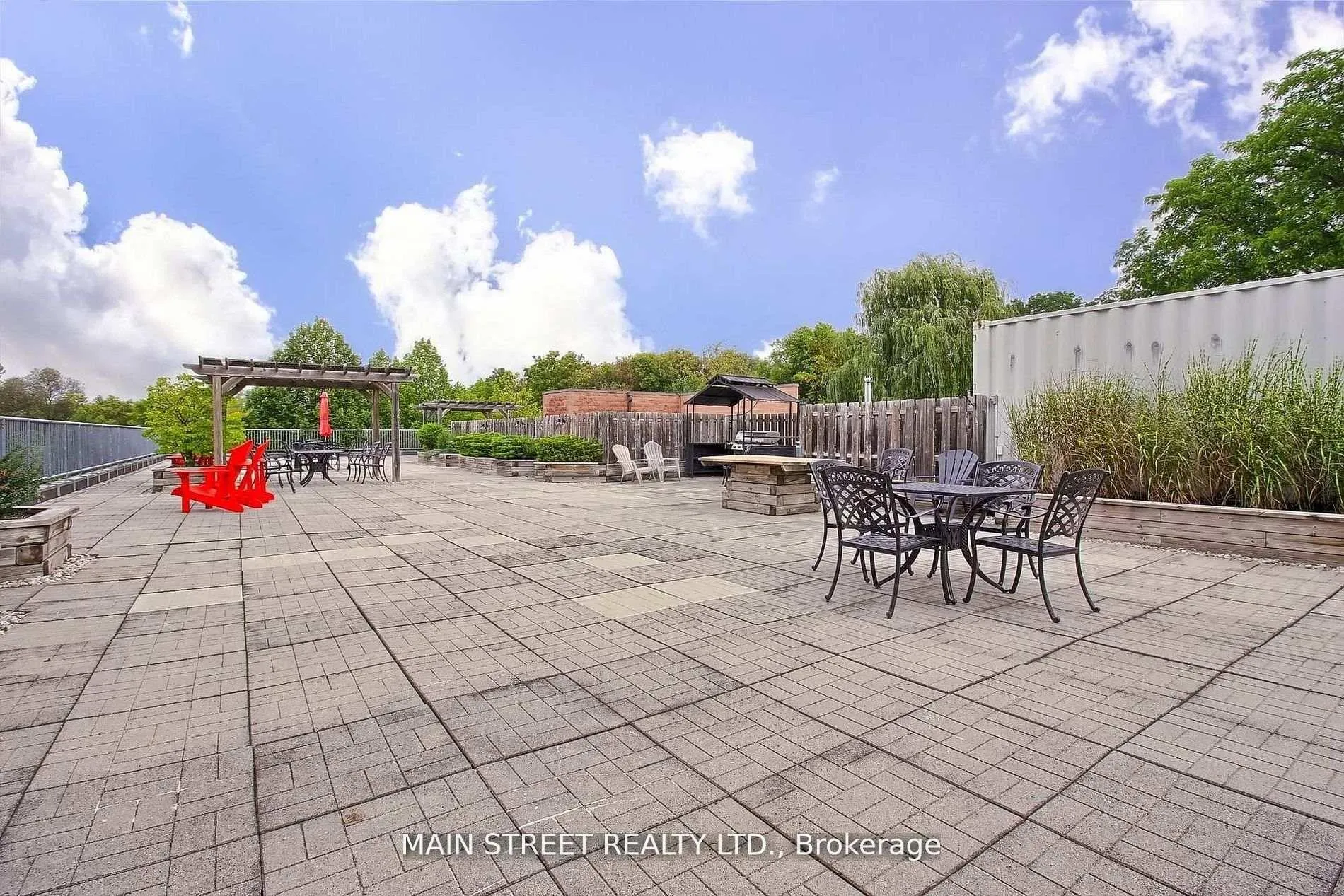 Photo 38 of Unit 310, 543 Timothy Street W, Newmarket, Central Newmarket — HOMEH