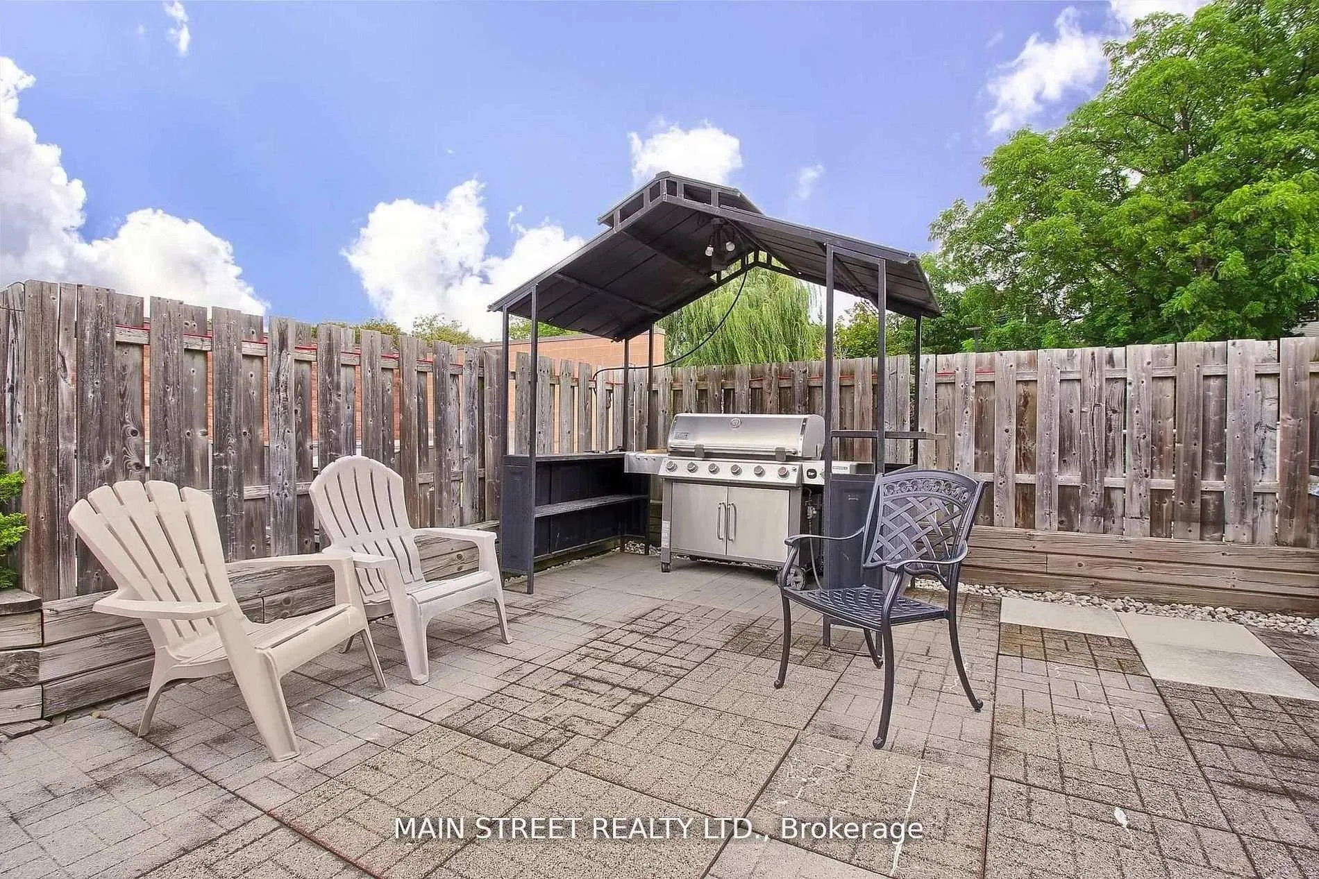 Photo 40 of Unit 310, 543 Timothy Street W, Newmarket, Central Newmarket — HOMEH