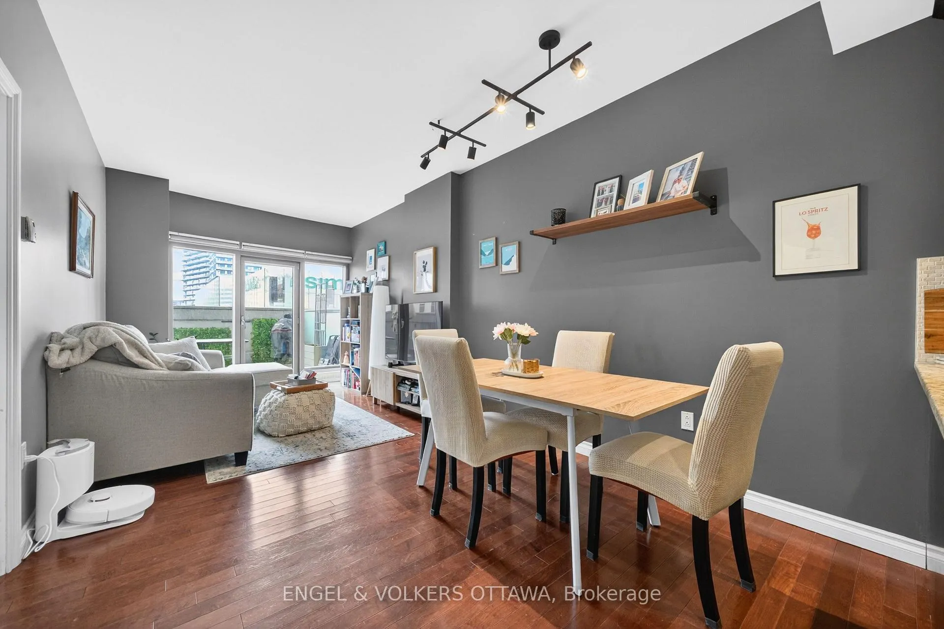 Photo 10 of Unit 407, 90 George Street, Ottawa, Lower Town/Byward Market — HOMEH