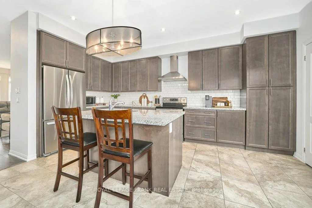 Photo 10 of 10 Drayton Avenue, Ajax, Northwest Ajax — HOMEH