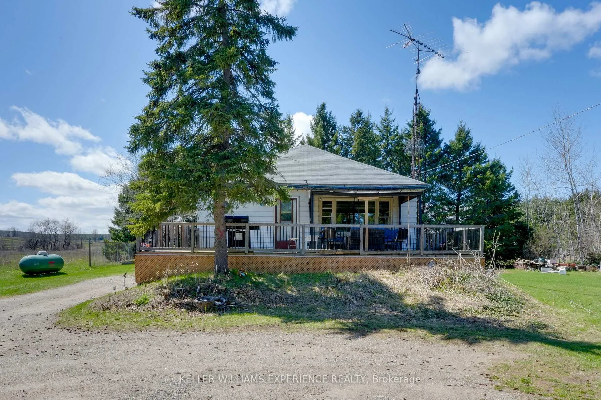 Photo 2 of 6464 County Road 10, Essa, Rural Essa — HOMEH