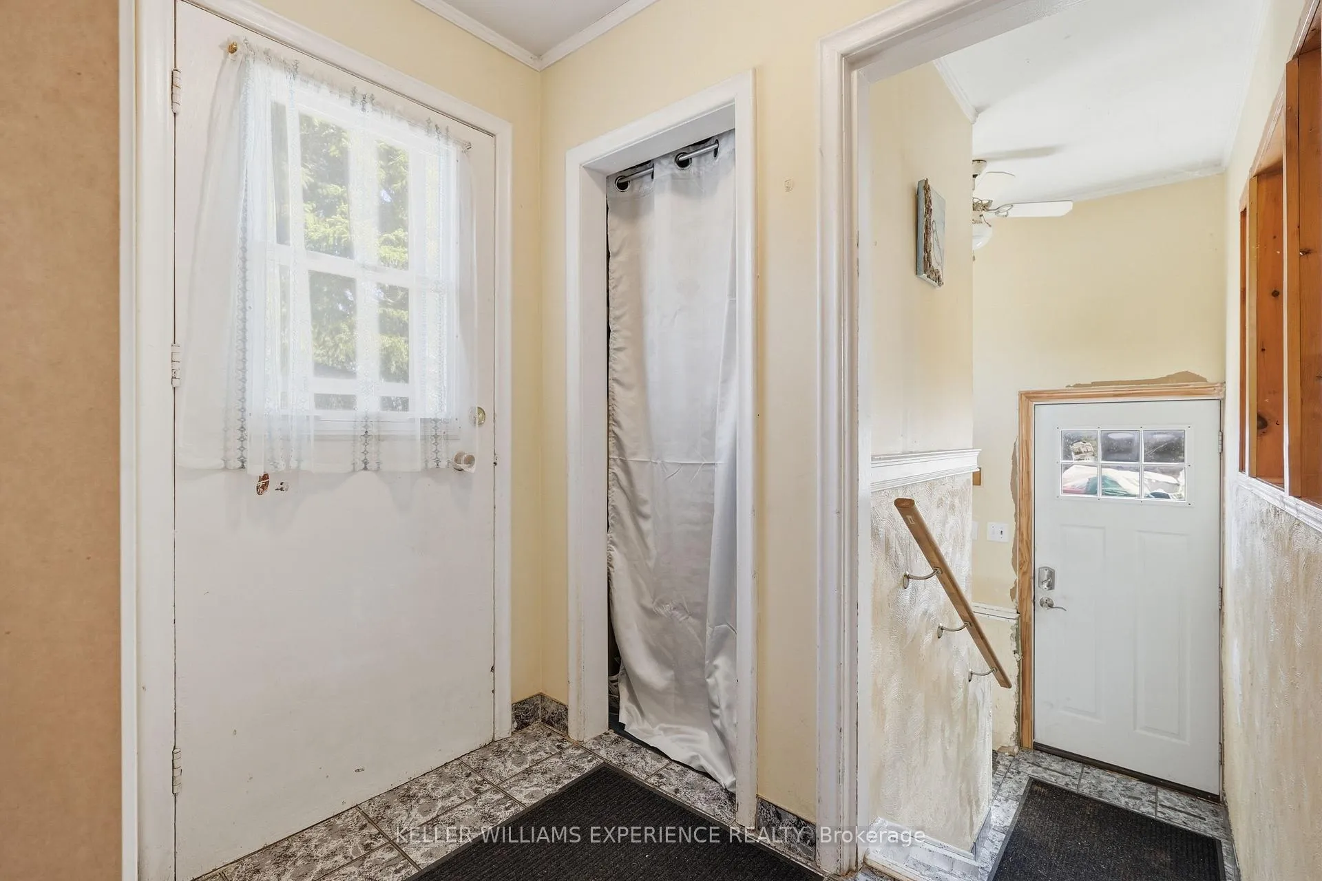 Photo 17 of 6464 County Road 10, Essa, Rural Essa — HOMEH