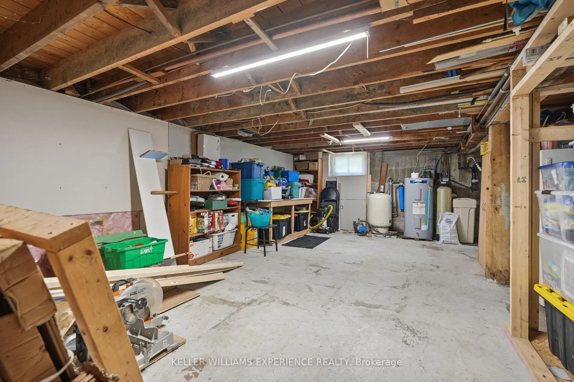Photo 18 of 6464 County Road 10, Essa, Rural Essa — HOMEH