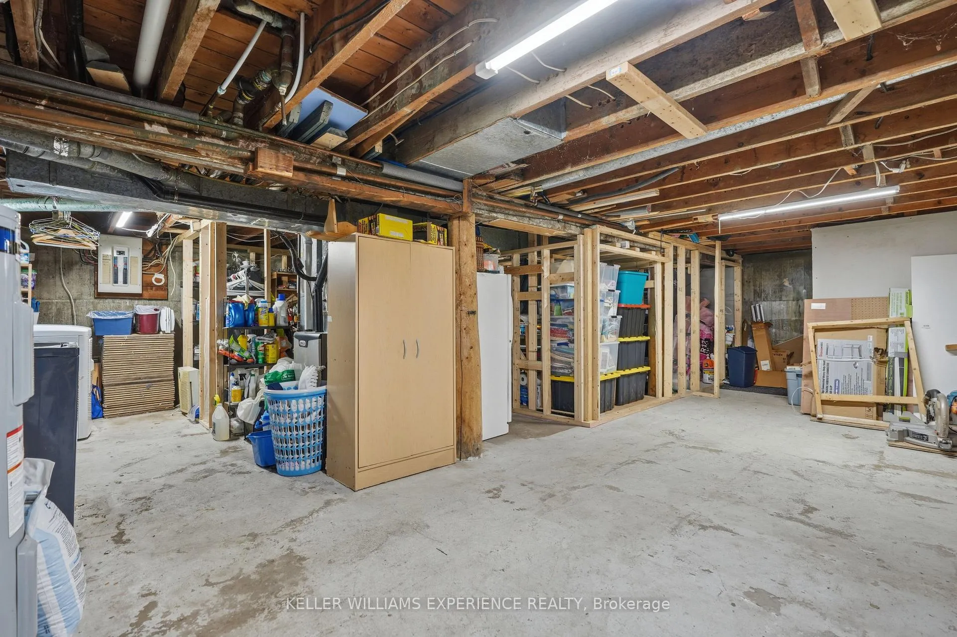 Photo 19 of 6464 County Road 10, Essa, Rural Essa — HOMEH