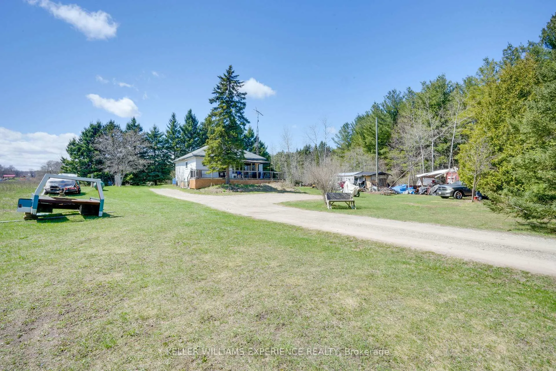 Photo 23 of 6464 County Road 10, Essa, Rural Essa — HOMEH