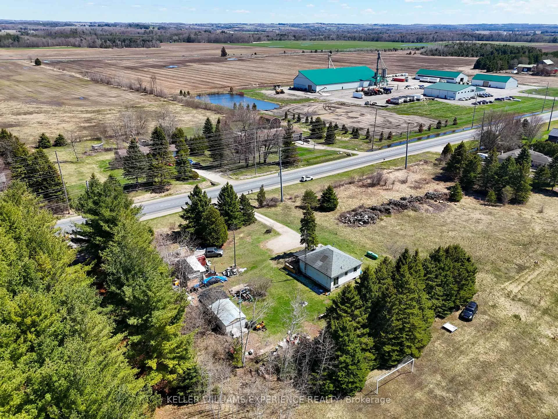 Photo 25 of 6464 County Road 10, Essa, Rural Essa — HOMEH