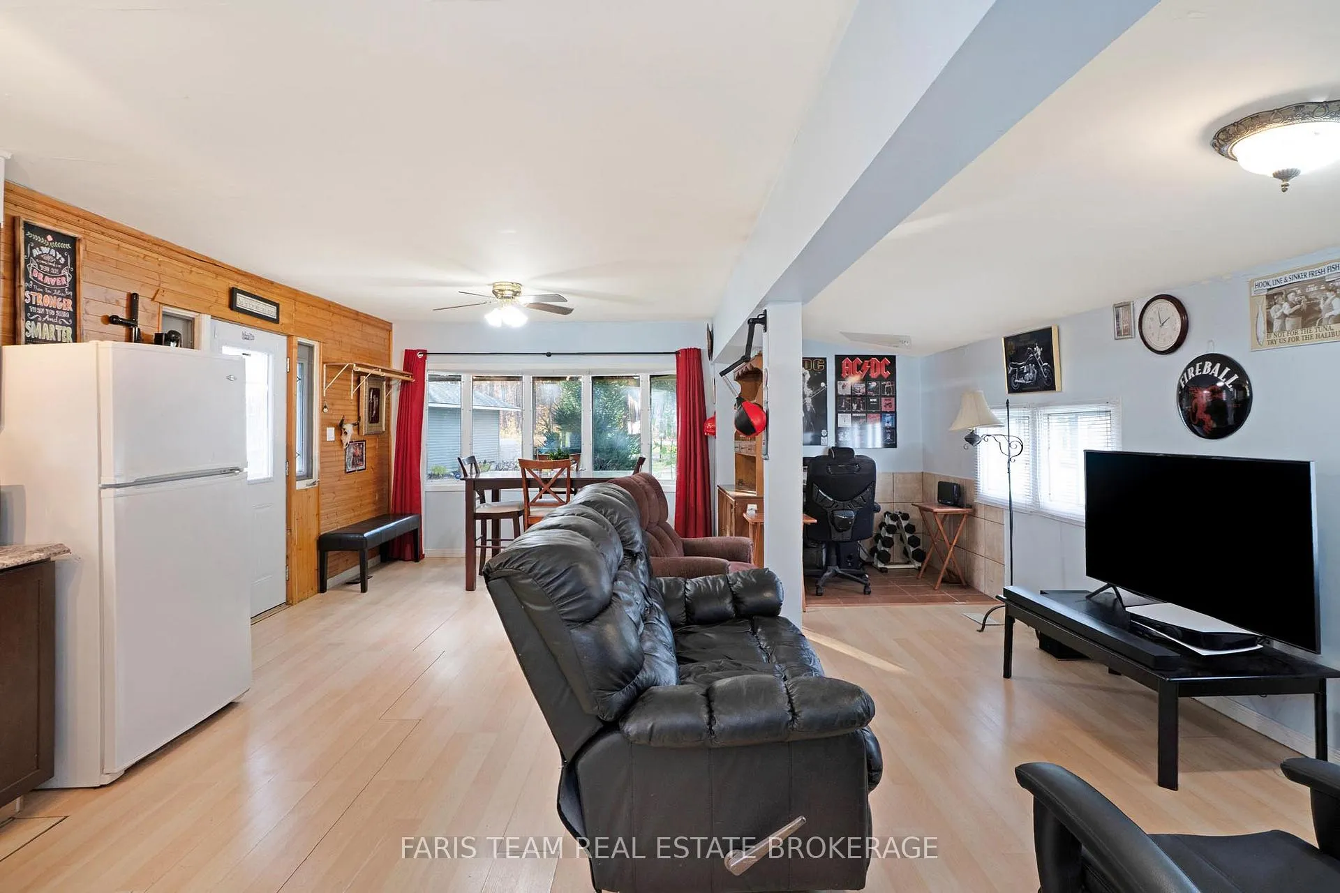 Photo 14 of 2235 Ron Jones Road E5, Tay, Rural Tay — HOMEH