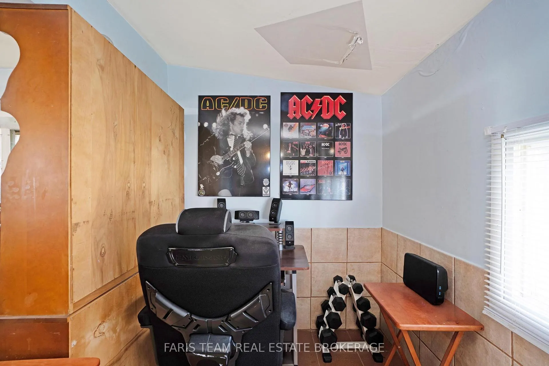 Photo 16 of 2235 Ron Jones Road E5, Tay, Rural Tay — HOMEH
