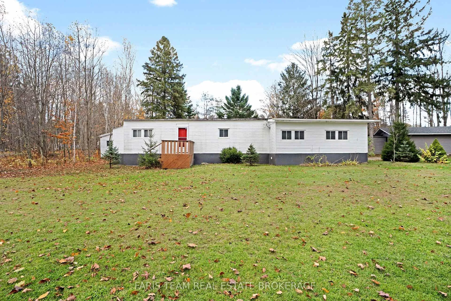 Photo 21 of 2235 Ron Jones Road E5, Tay, Rural Tay — HOMEH