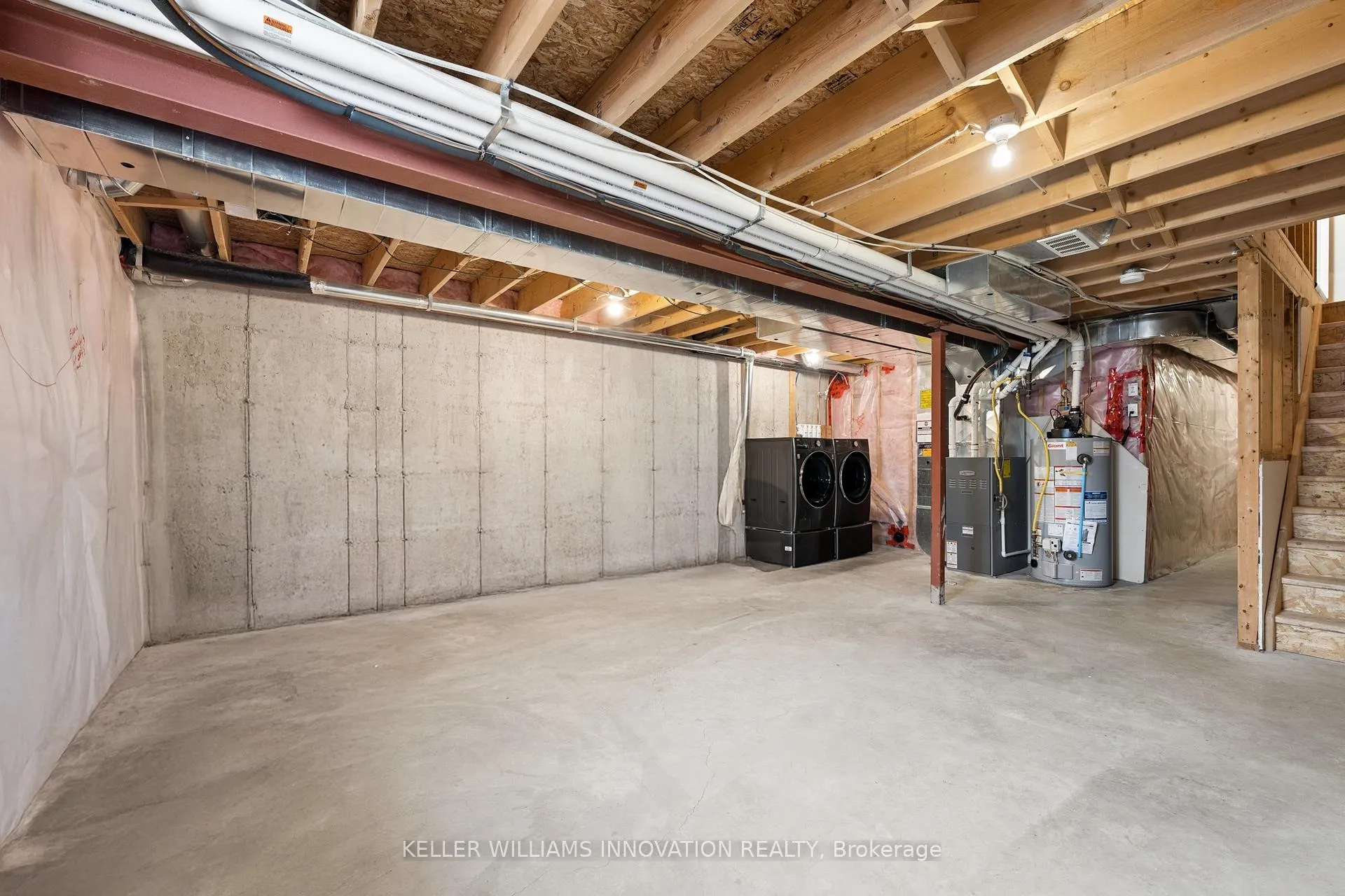 Photo 28 of 951 Zeller Crescent, Kitchener — HOMEH