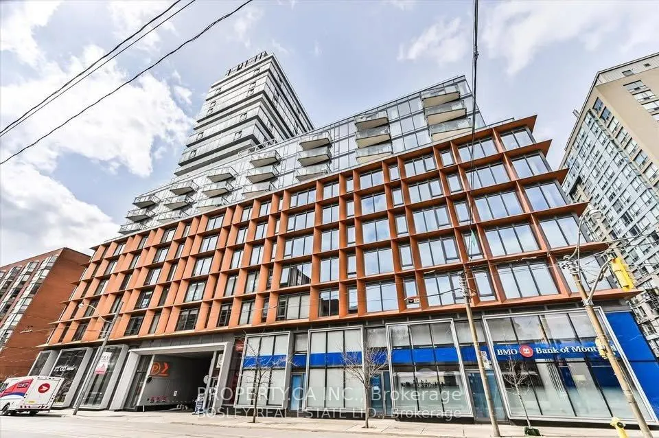 Front of Unit 304, 60 Colborne Street