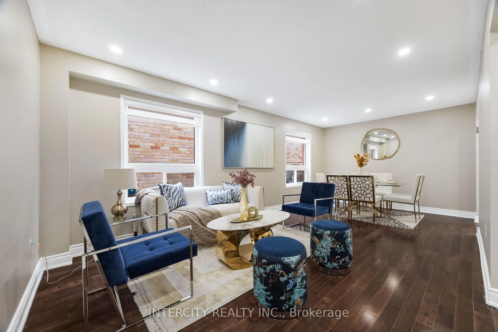 Photo 8 of 10 Capistro Street, Brampton, Fletcher's Meadow — HOMEH