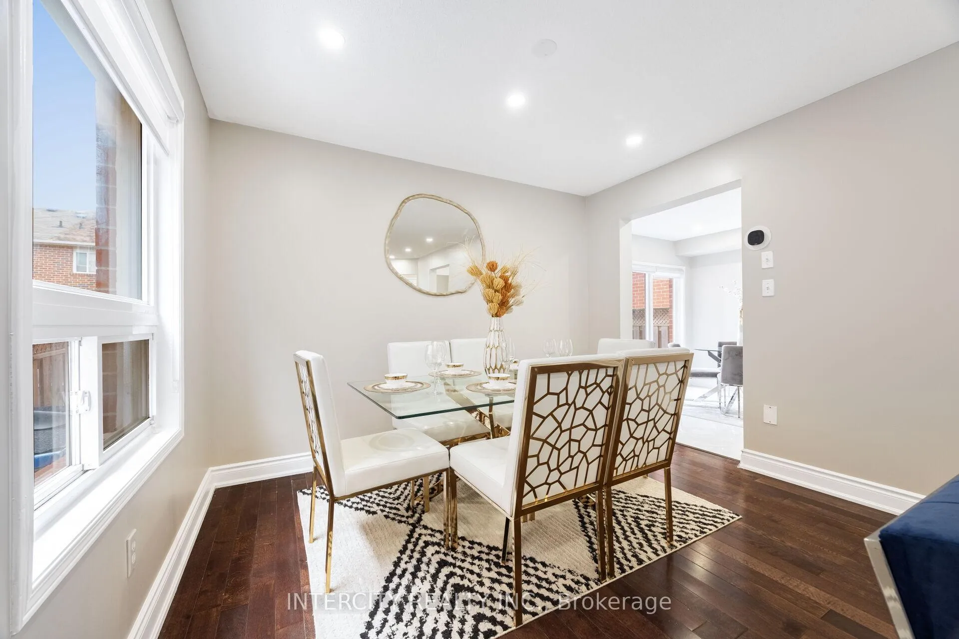 Photo 12 of 10 Capistro Street, Brampton, Fletcher's Meadow — HOMEH