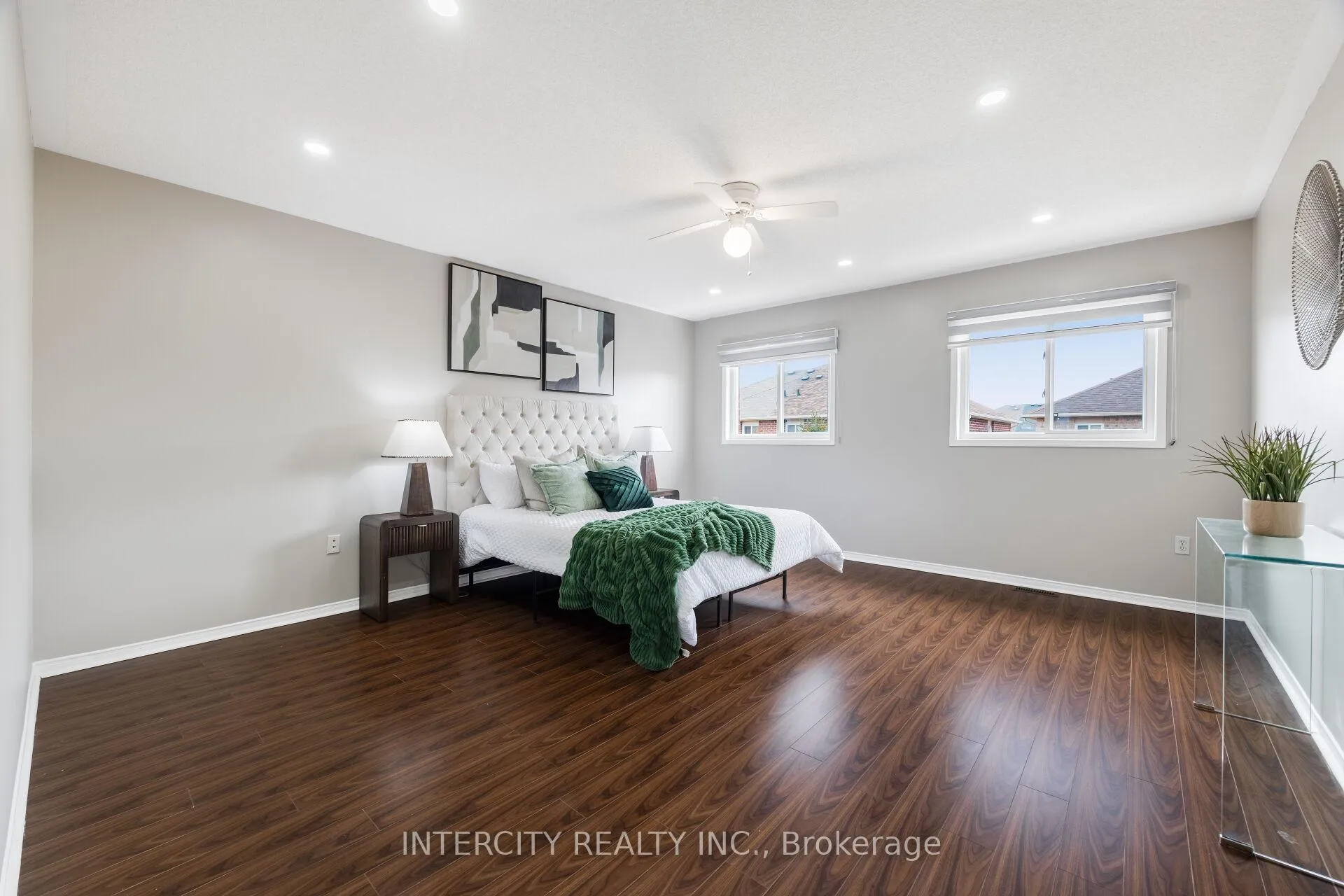 Photo 26 of 10 Capistro Street, Brampton, Fletcher's Meadow — HOMEH