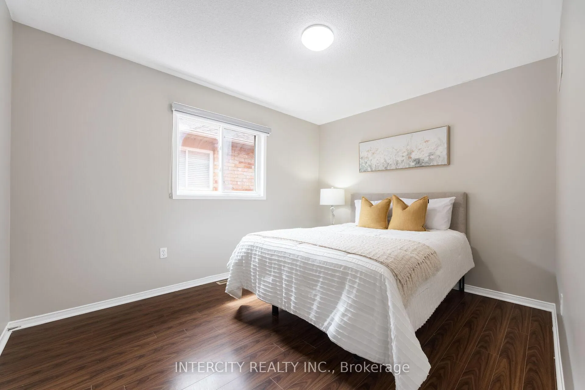 Photo 36 of 10 Capistro Street, Brampton, Fletcher's Meadow — HOMEH