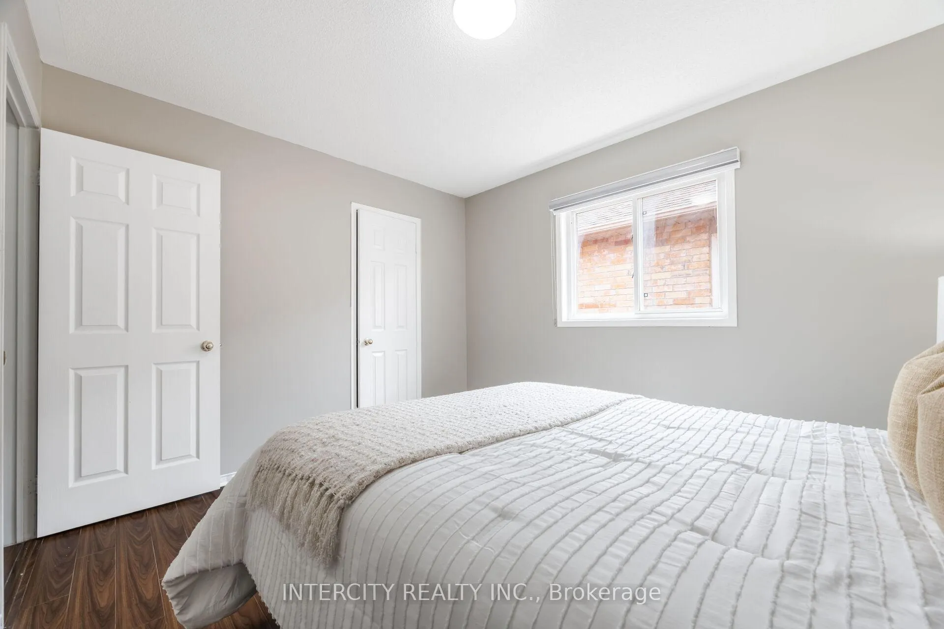 Photo 37 of 10 Capistro Street, Brampton, Fletcher's Meadow — HOMEH