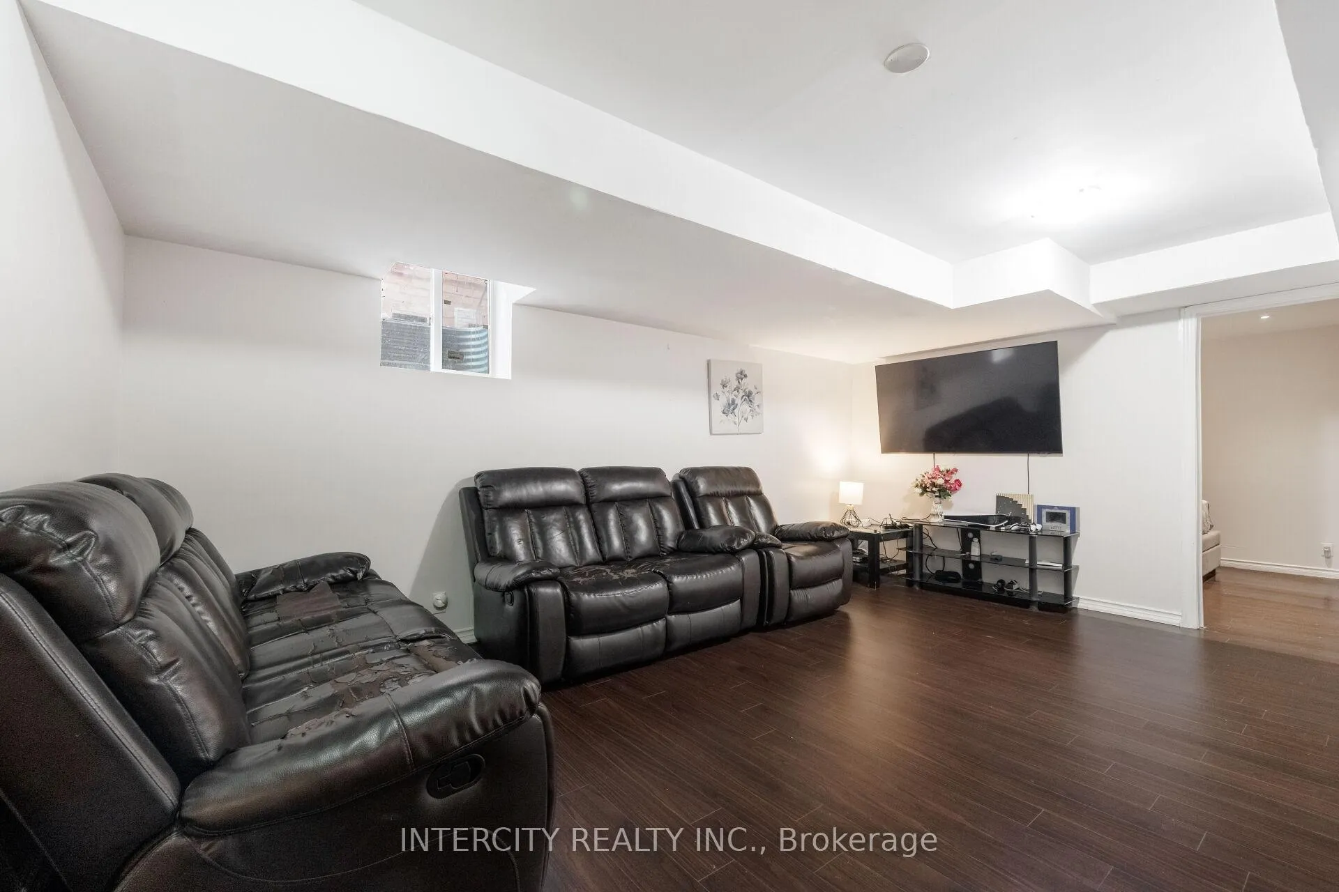 Photo 43 of 10 Capistro Street, Brampton, Fletcher's Meadow — HOMEH